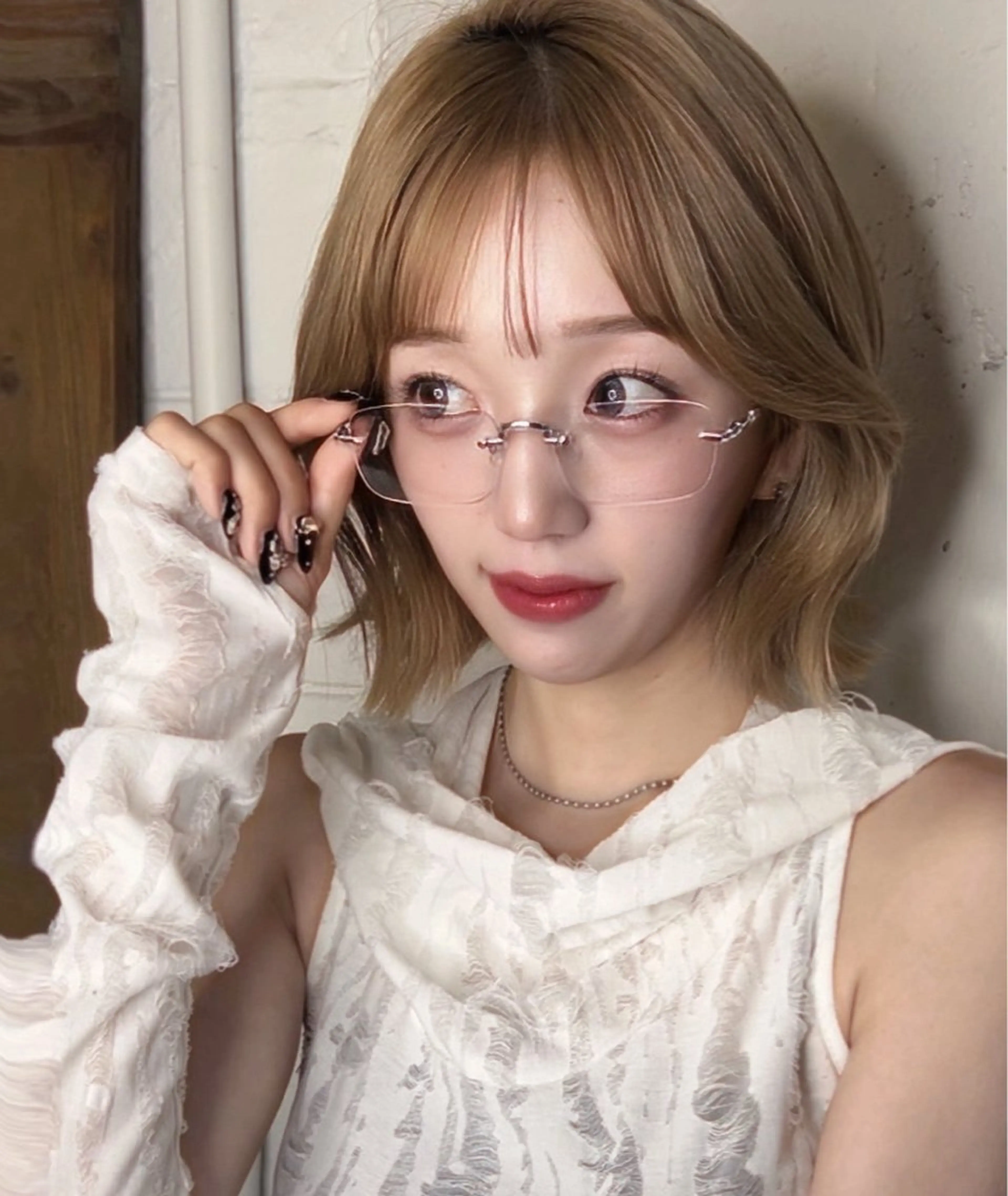 ミディアム カラー 透明感カラー ハイトーンカラー くびれヘア 顔周りカット Pocket仙台 💚モエリのヘアスタイル
