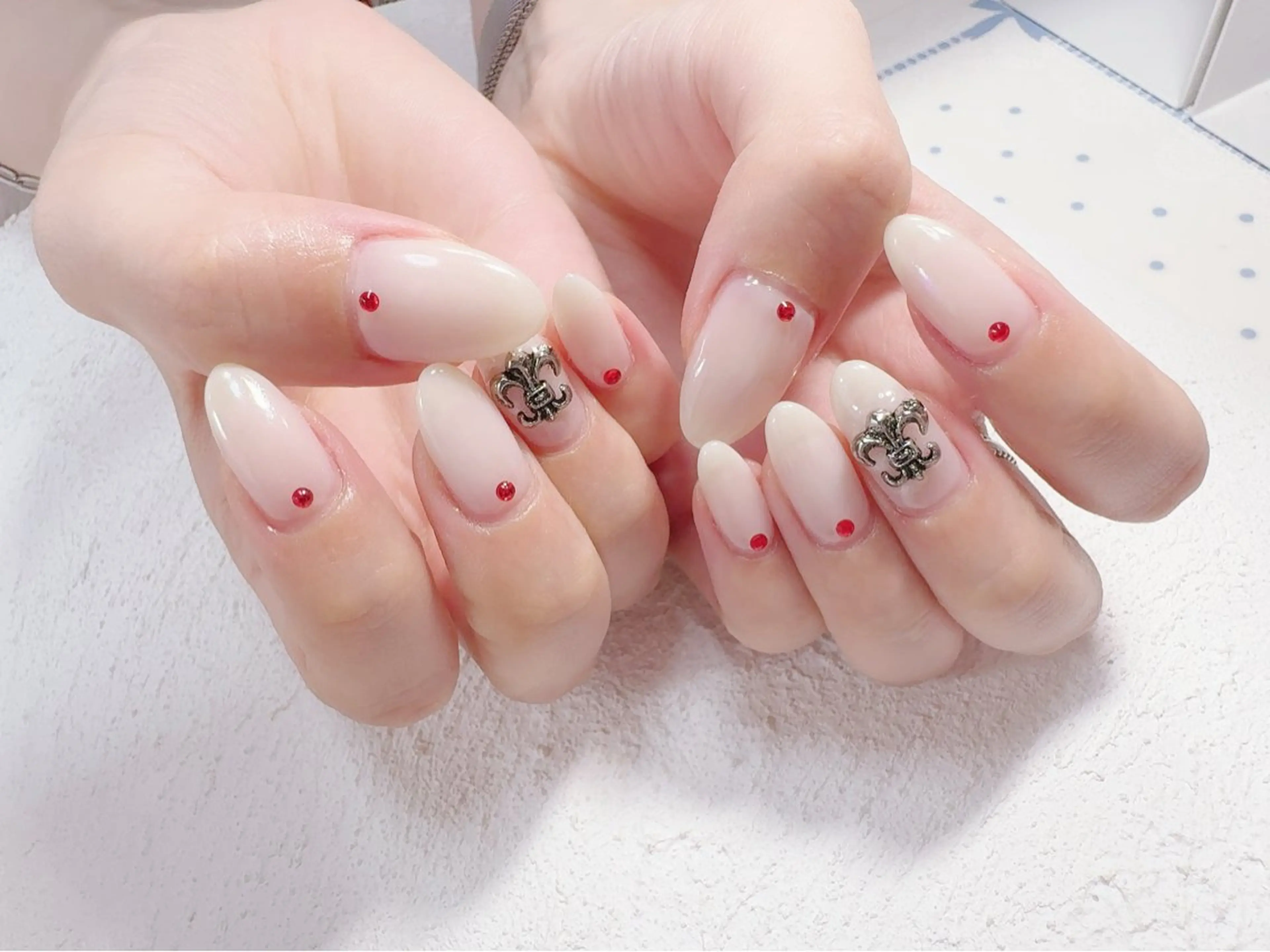 ネイル 持ち込み Regaro i.sのネイルデザイン