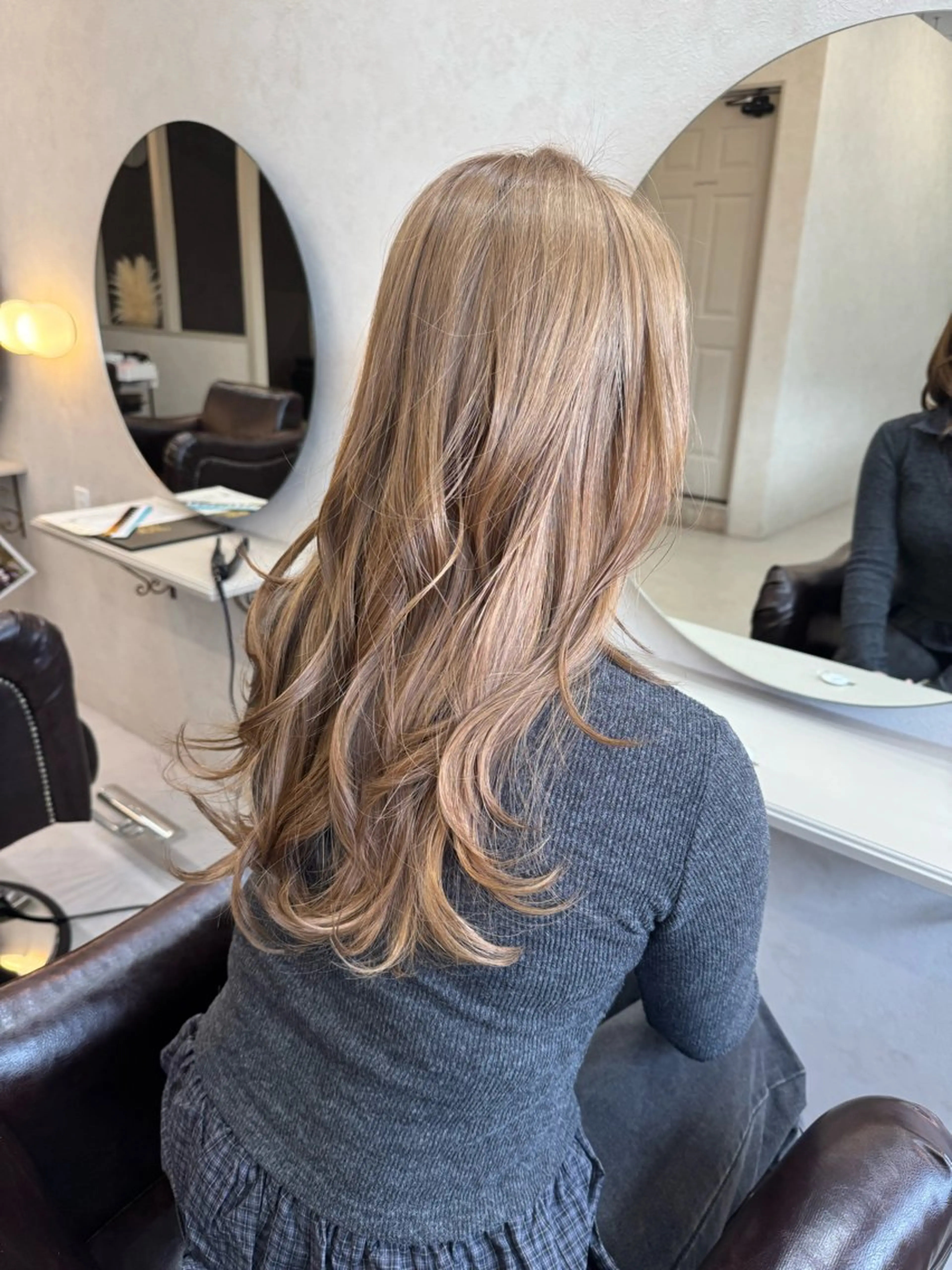 ロング カラー カット ヘアカラー トリートメント AKI 🐉のヘアスタイル