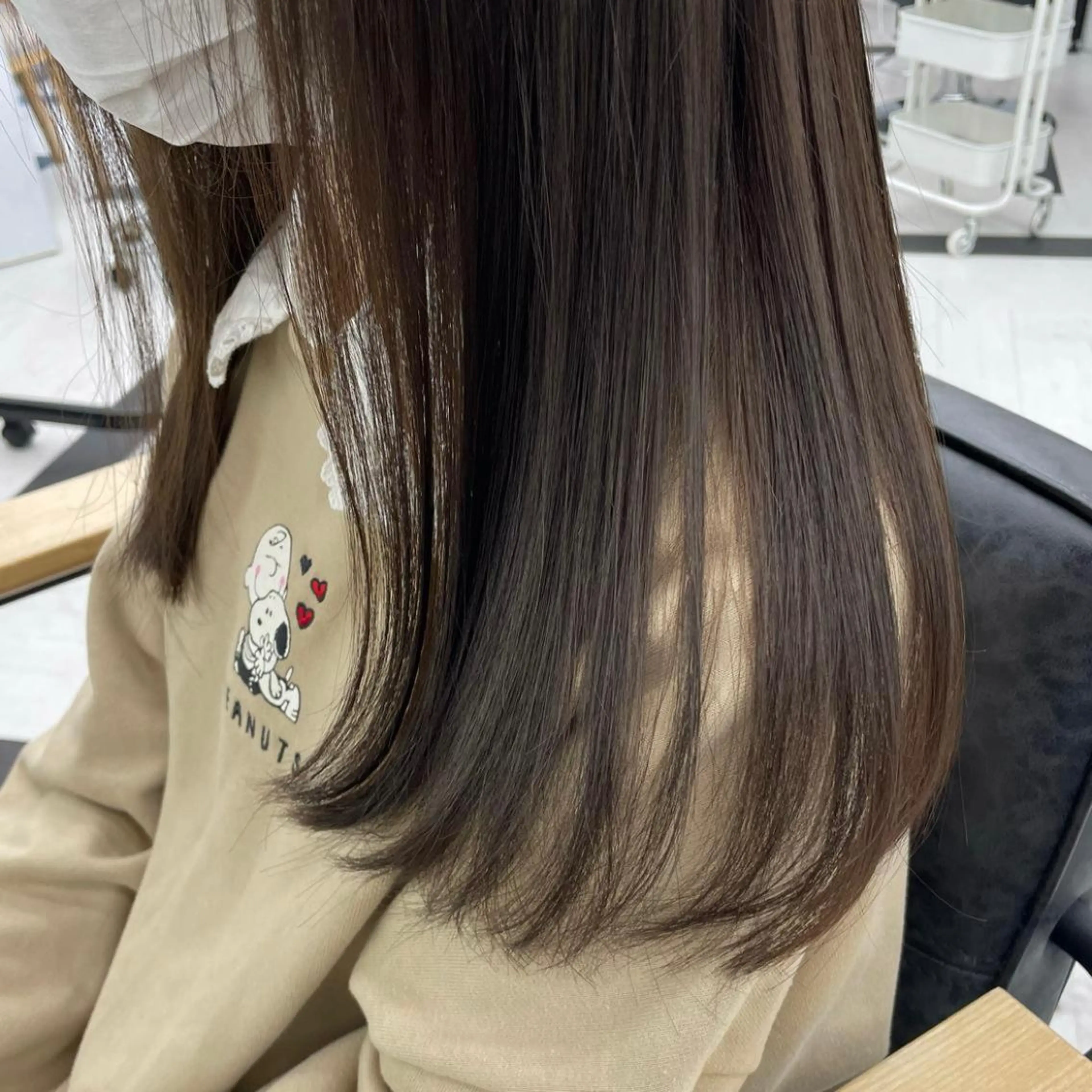 ミディアム カラー パーマ ヘアアレンジ メンズ キッズ ネイル マツエク・マツパ アイブロウ アッシュ ブラウンカラー カラーマツエク ブラウン mona/ ストレートスタイル✨のヘアスタイル