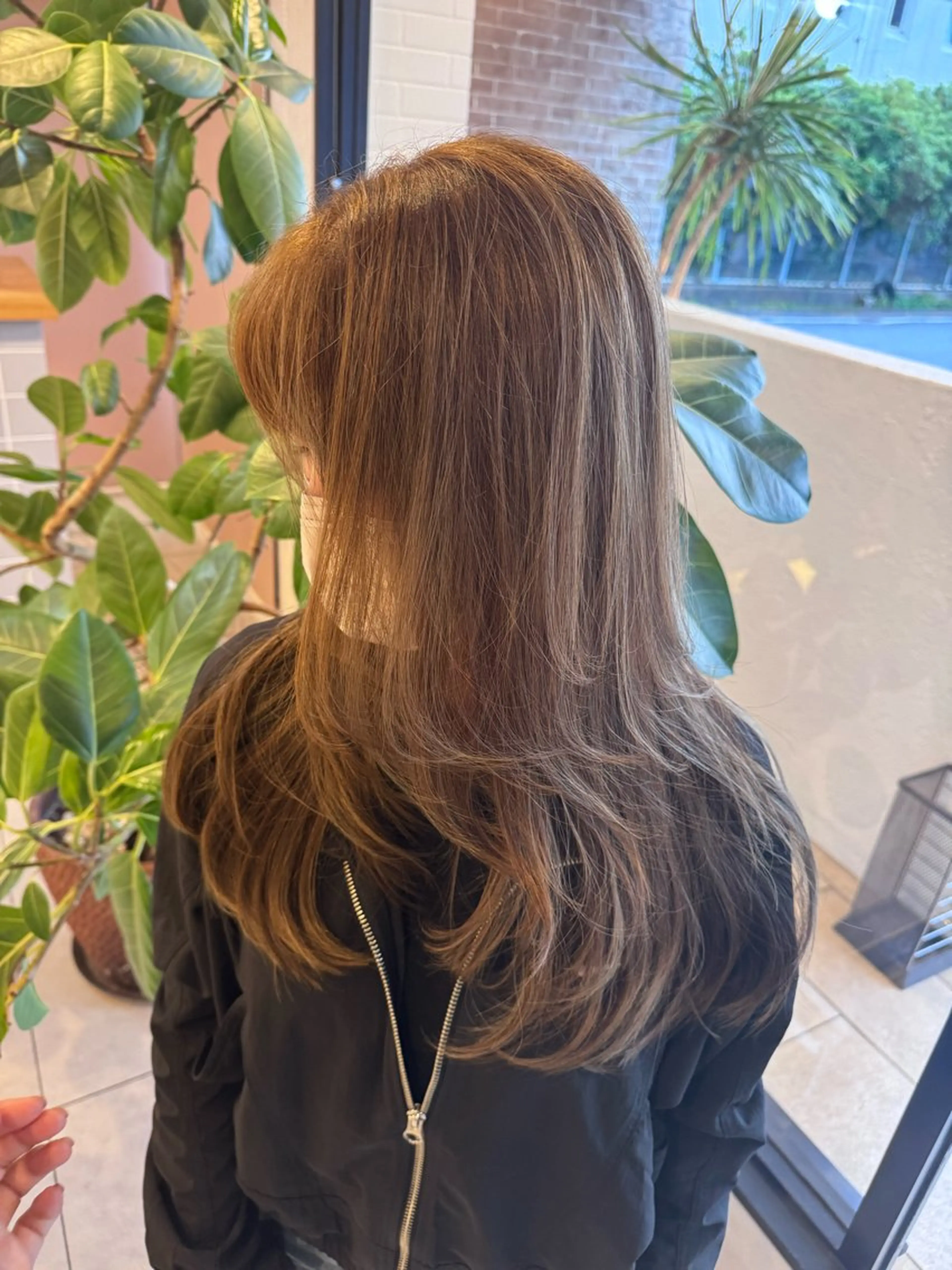 ロング カット ヘアカラー トリートメント 福井 珠乃のヘアスタイル