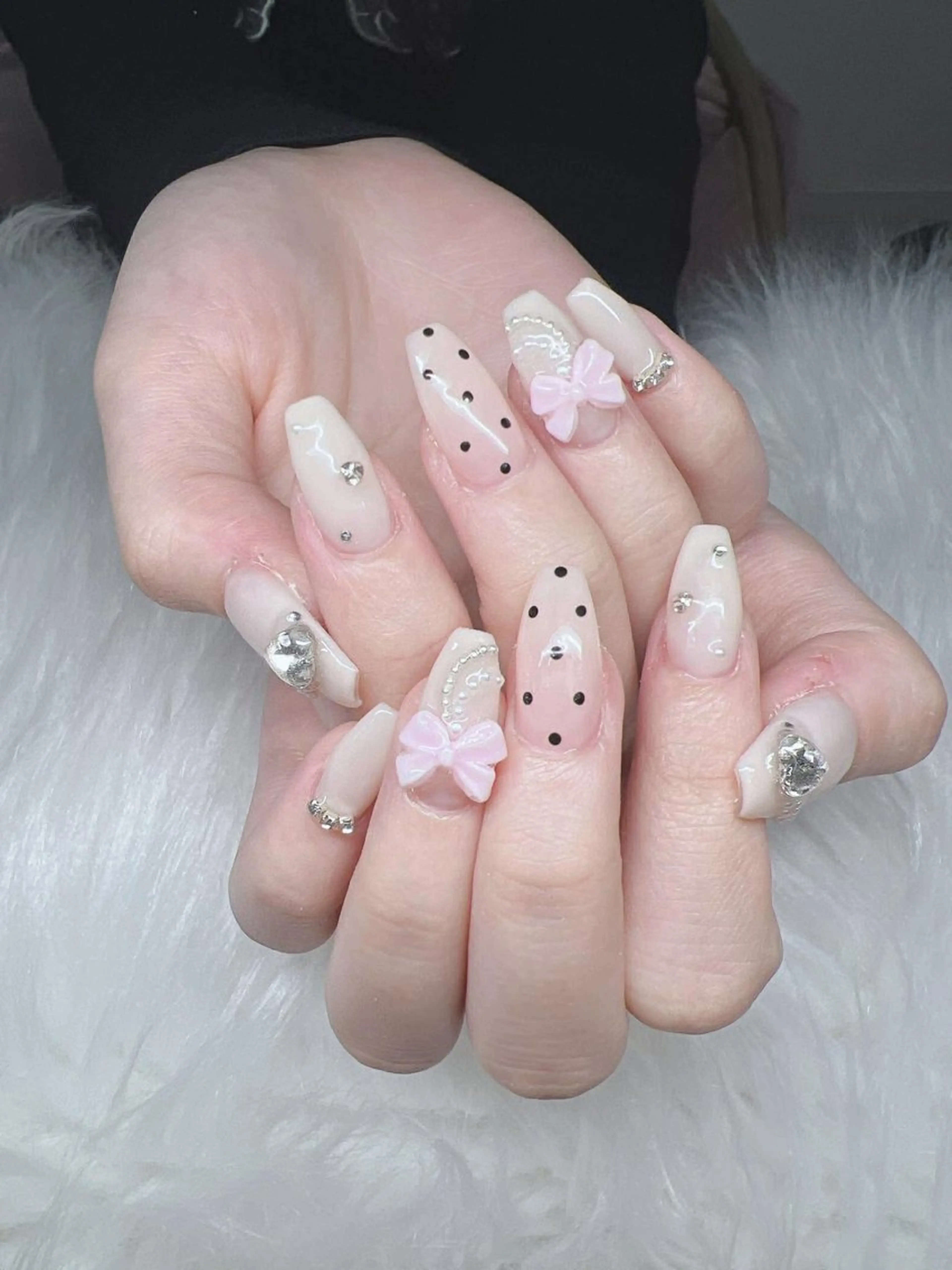 ネイル 長さ出し グラデーション 卒業式 キラキラネイル マグネットネイル ハンドネイル Lee Nailsのネイルデザイン