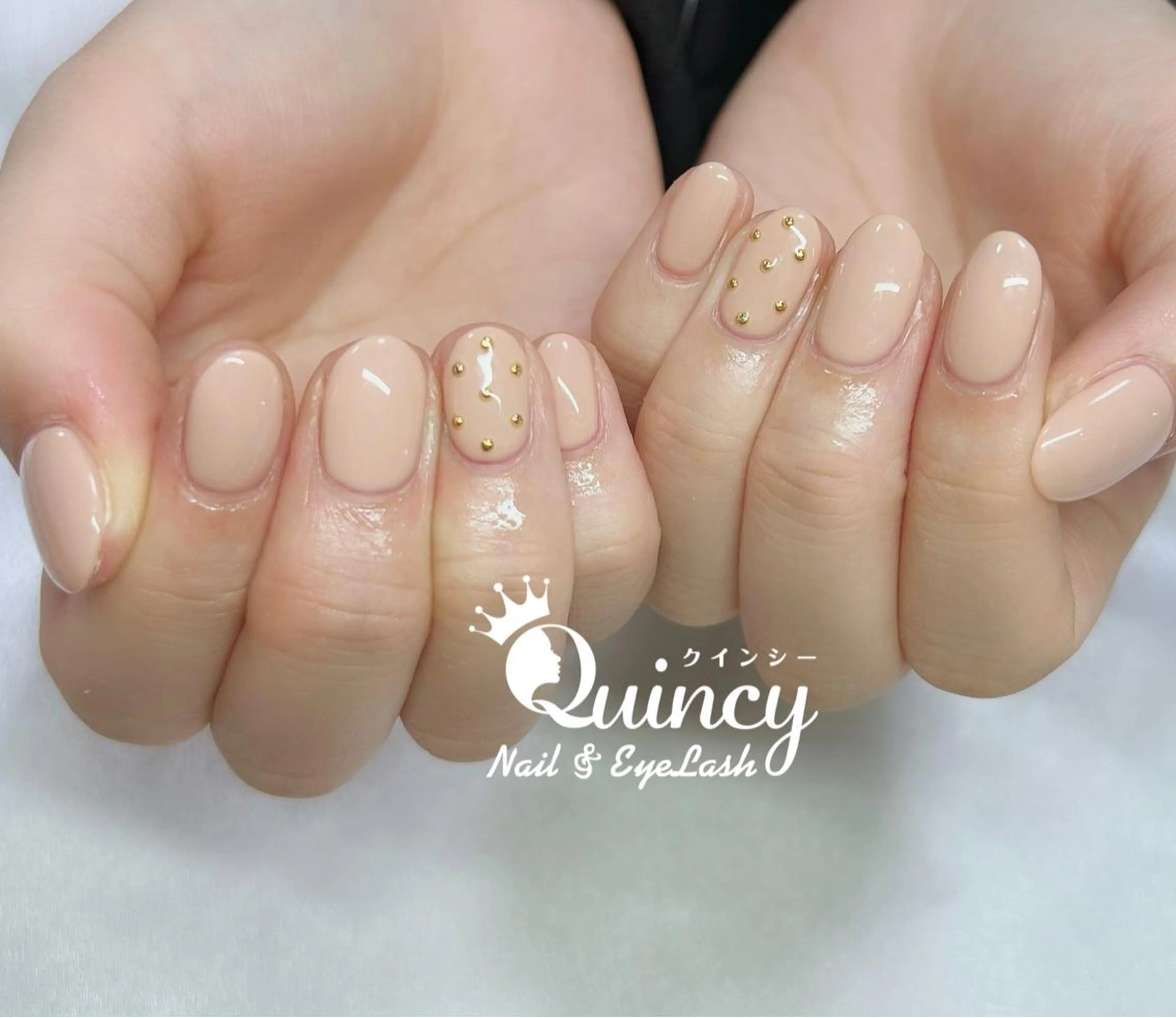 ショート Quincy ネイル&アイラッシュのマツエク・マツパデザイン