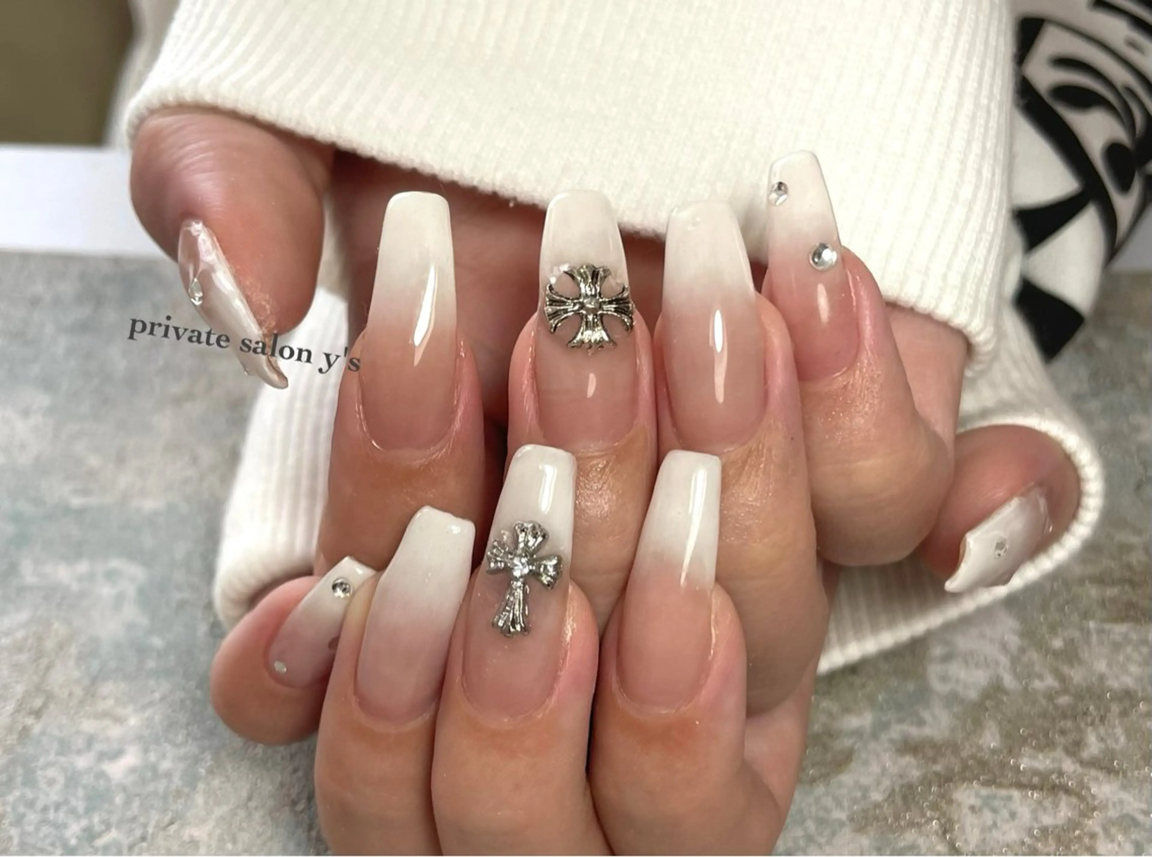 ネイル y' sのネイルデザイン