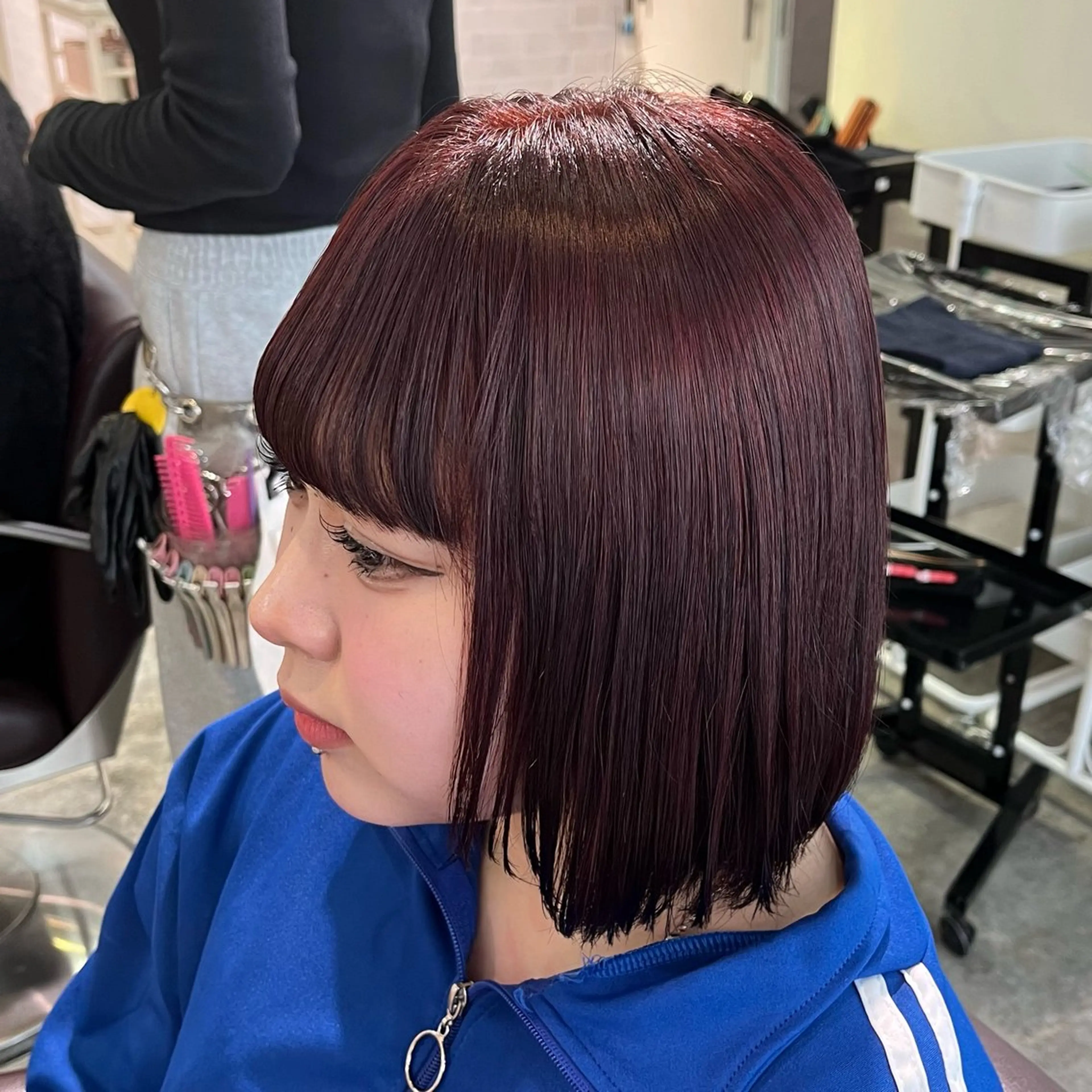 ショート カラー ヘアカラー フェザーパーマ🌙 毛流れ yuzukiのヘアスタイル