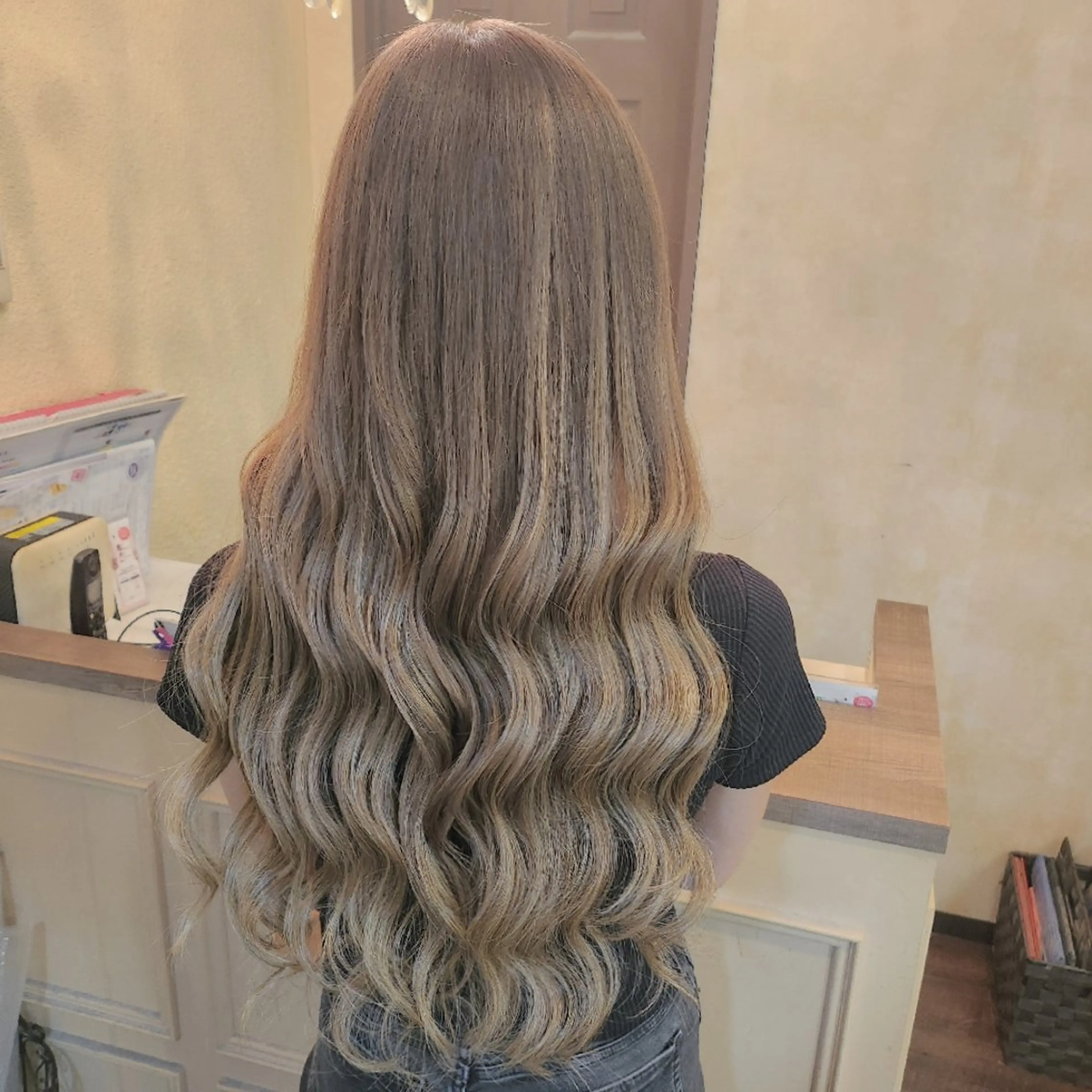 ロング シールエクステ エクステ ロング カット エクステ 田井中 悠紀のヘアスタイル