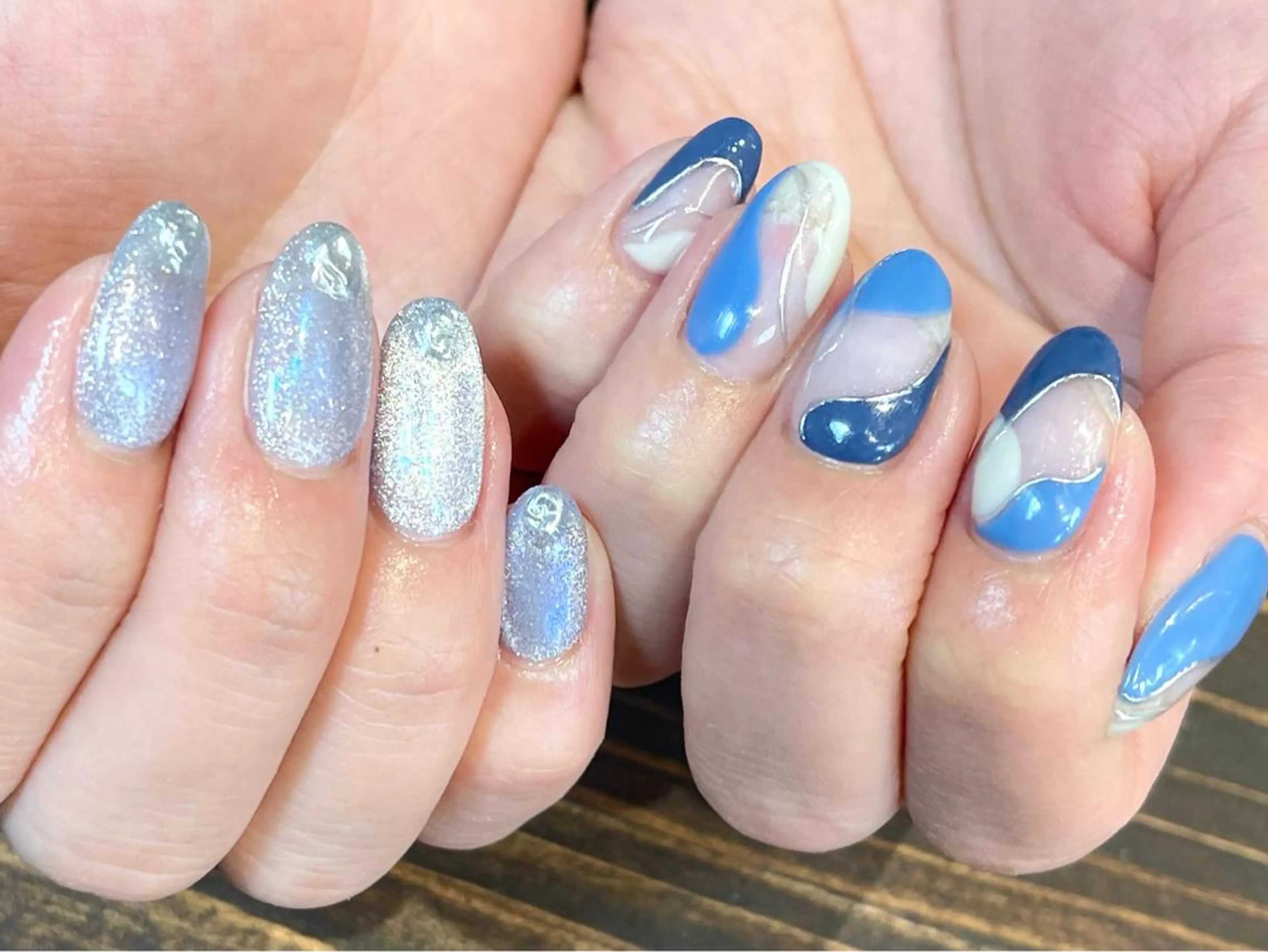 ネイル アートネイル ブルー ジェルネイル ニュアンスネイル オフィスネイル ハンドネイル kinjo yuaのネイルデザイン