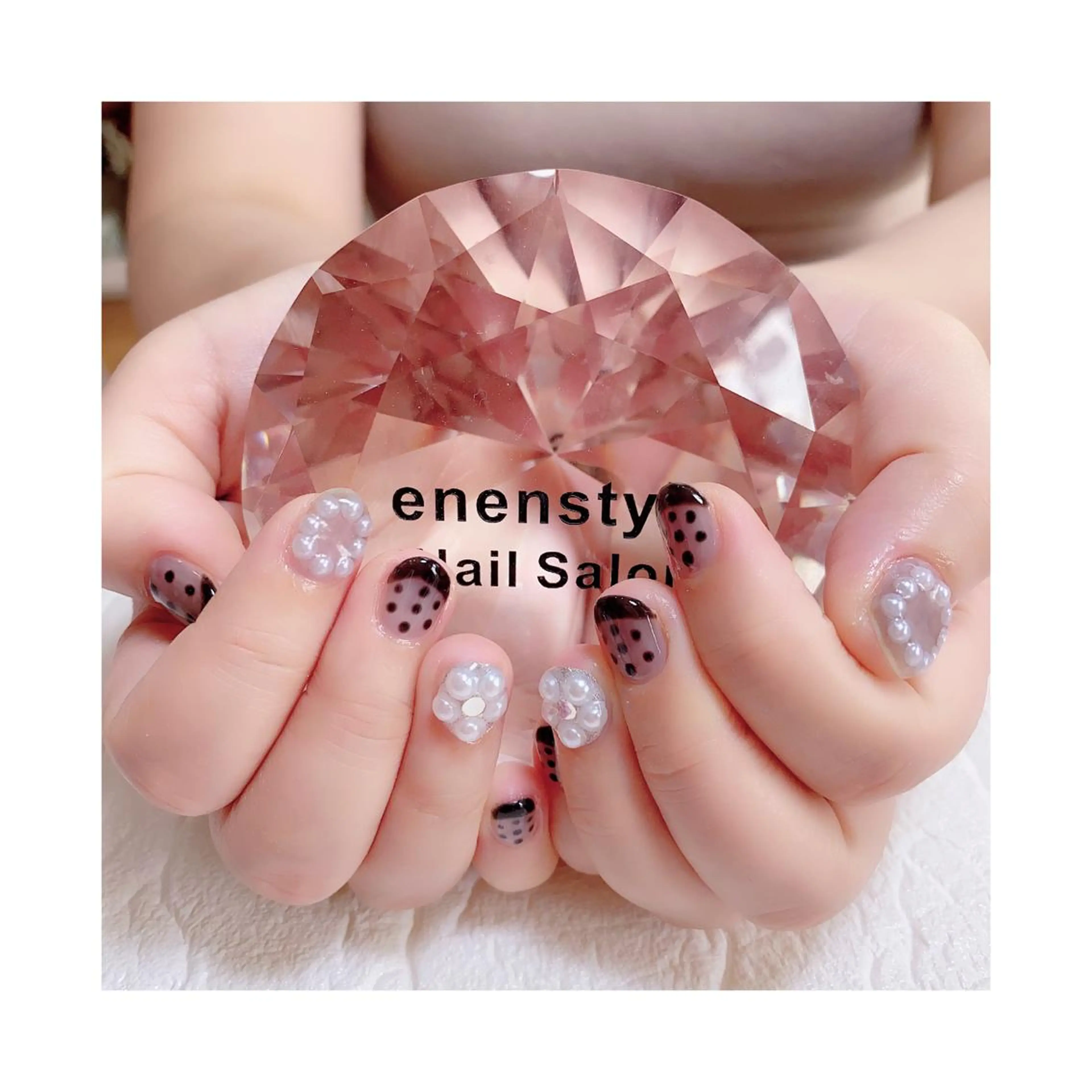 ショート ネイル ジェルネイル ニュアンスネイル オフィスネイル ワンカラーネイル パラジェル ハンドネイル 👑enen style👑のネイルデザイン
