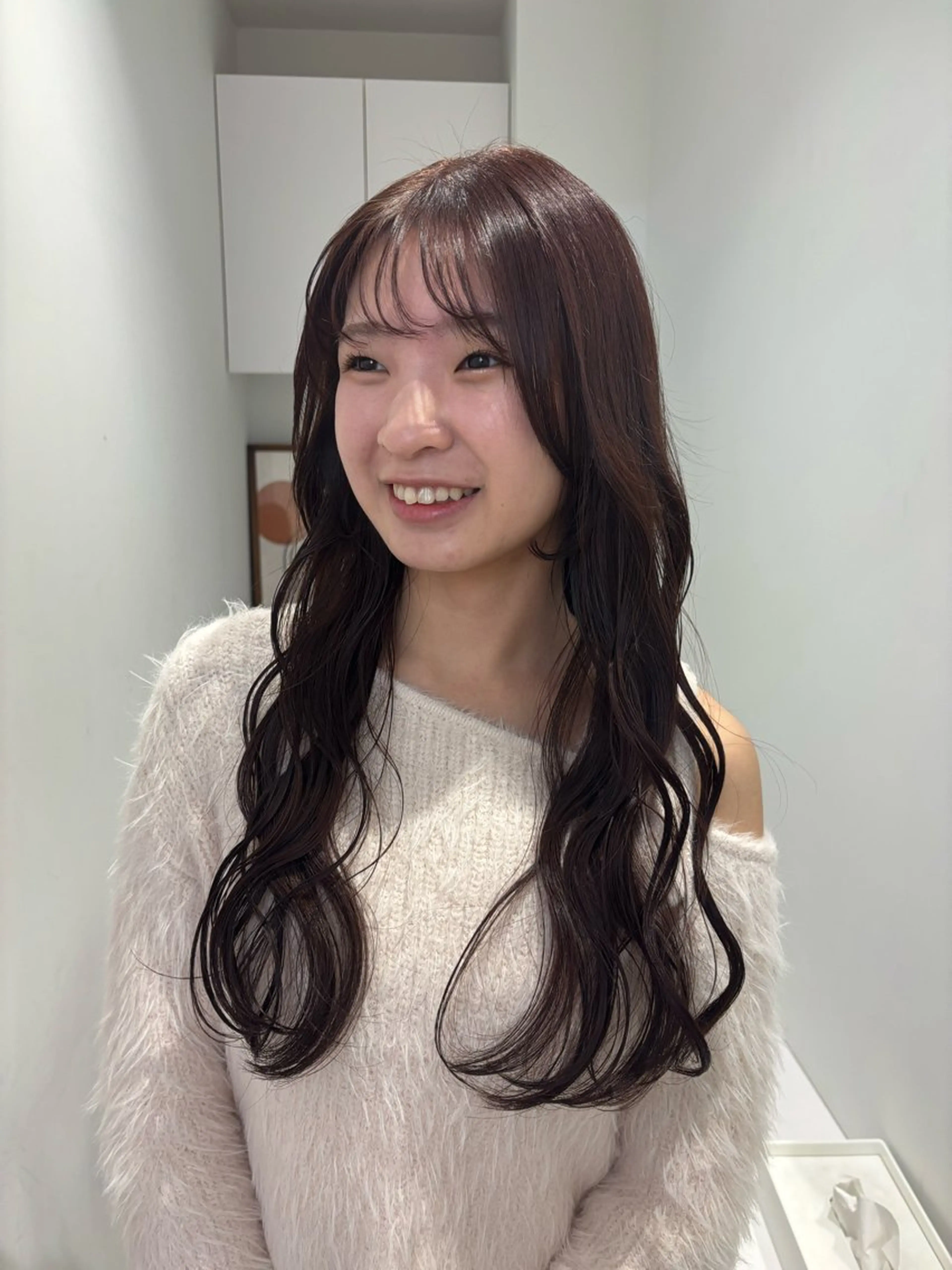 ロング ヘアカラー リン🔔ボブ cut 柔らかベージュ🤎のヘアスタイル