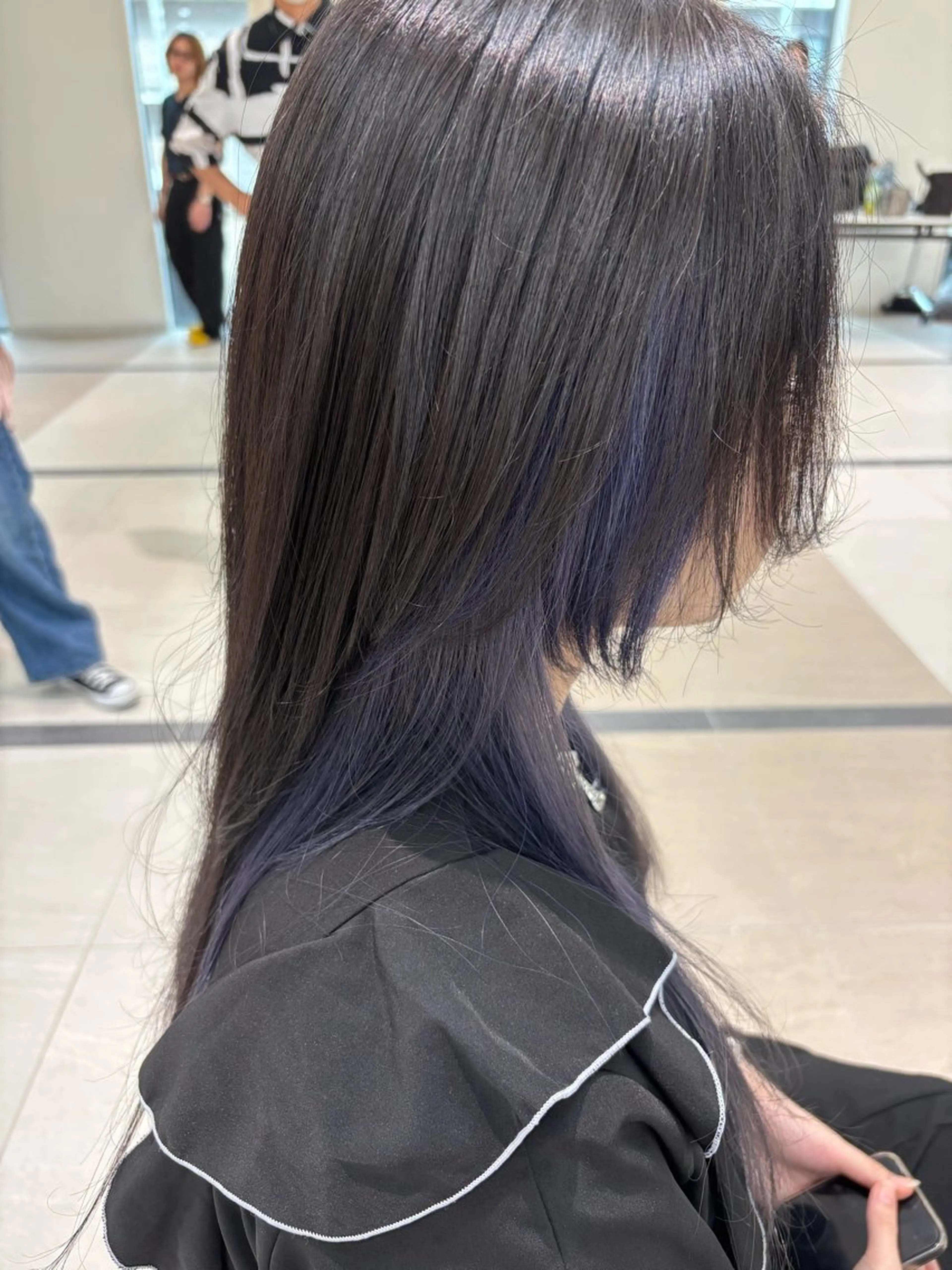 ロング 大塚 しおりのヘアスタイル