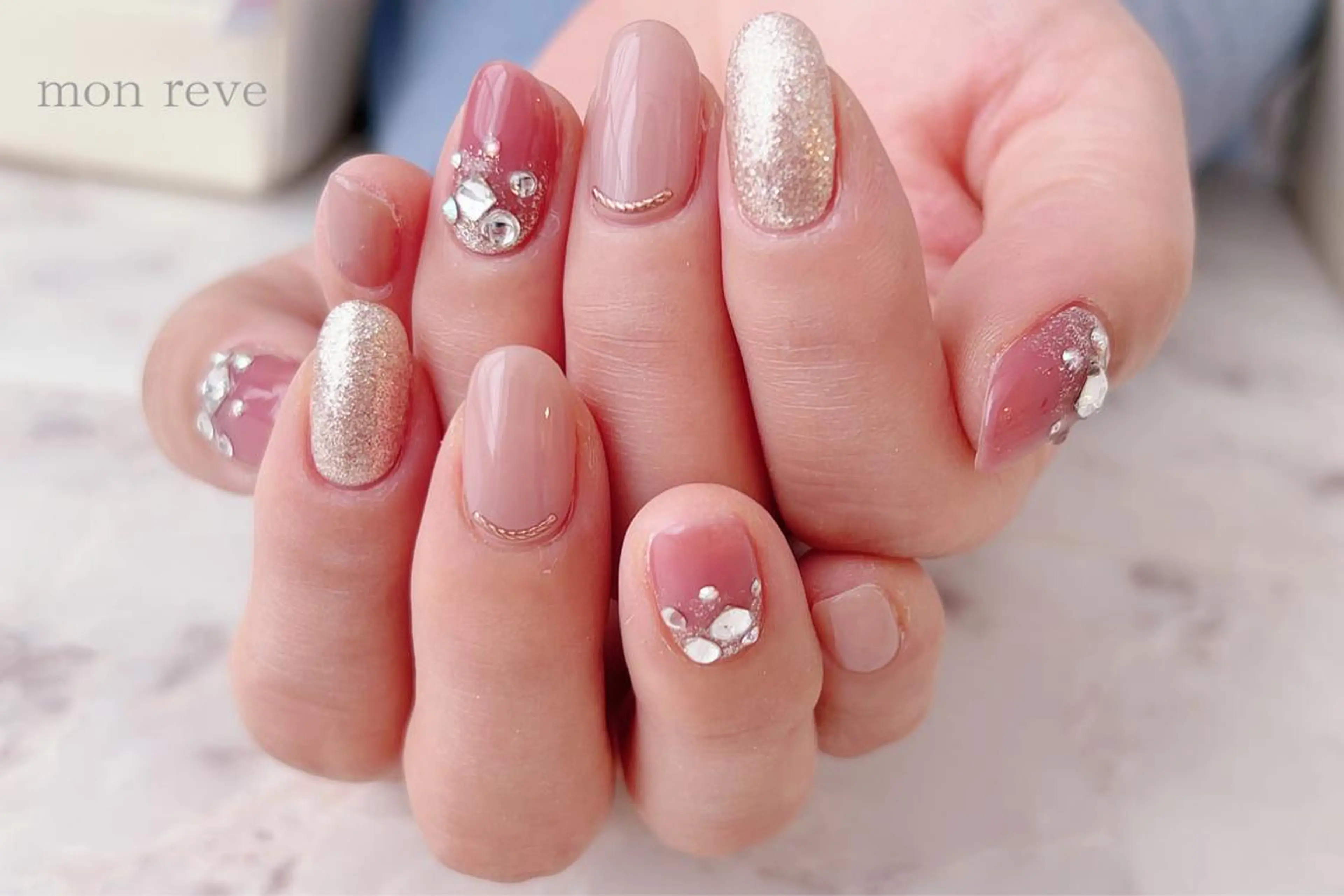 【ご新規様オフ無料】art-a (オフ有り)の写真