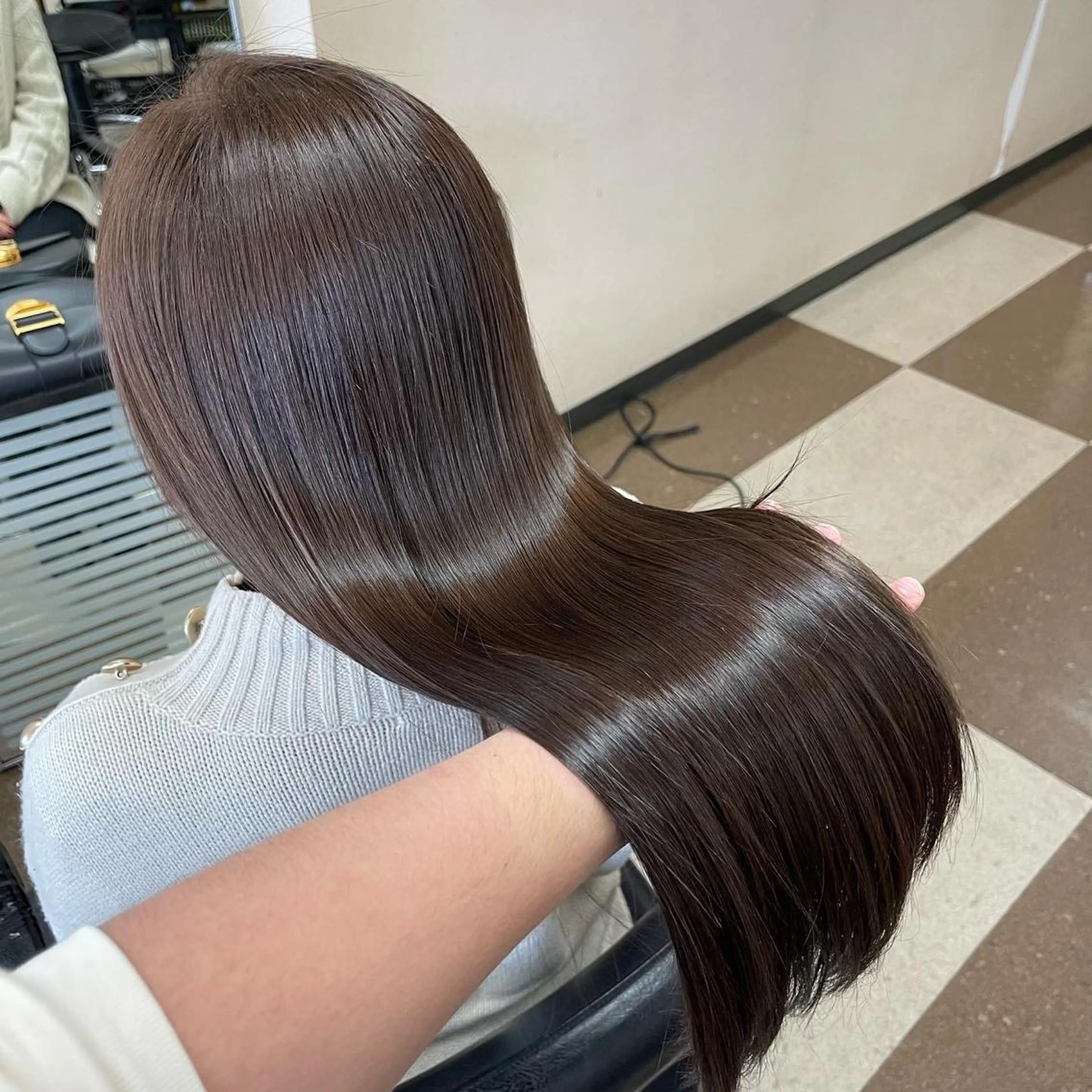 白髪染め（グレイカラー）リタッチモデル【限定】（カラー+トリートメント）の写真