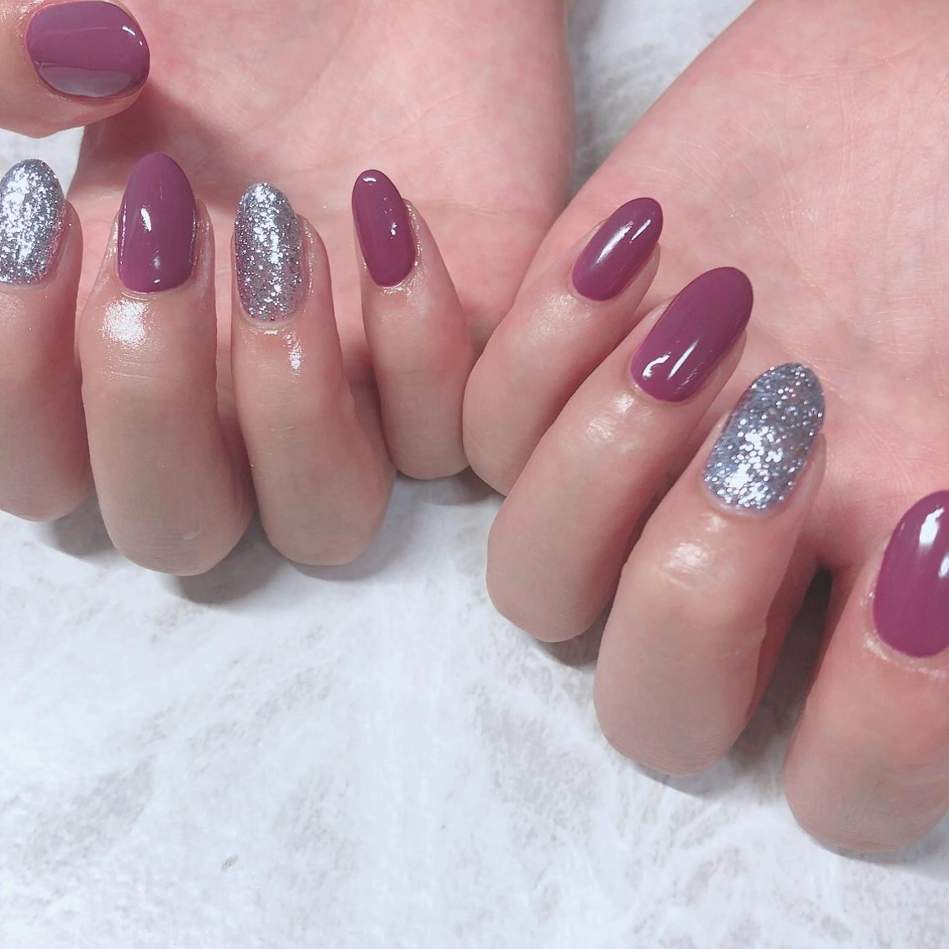 ネイル ハンドネイル 西岡 杏のネイルデザイン