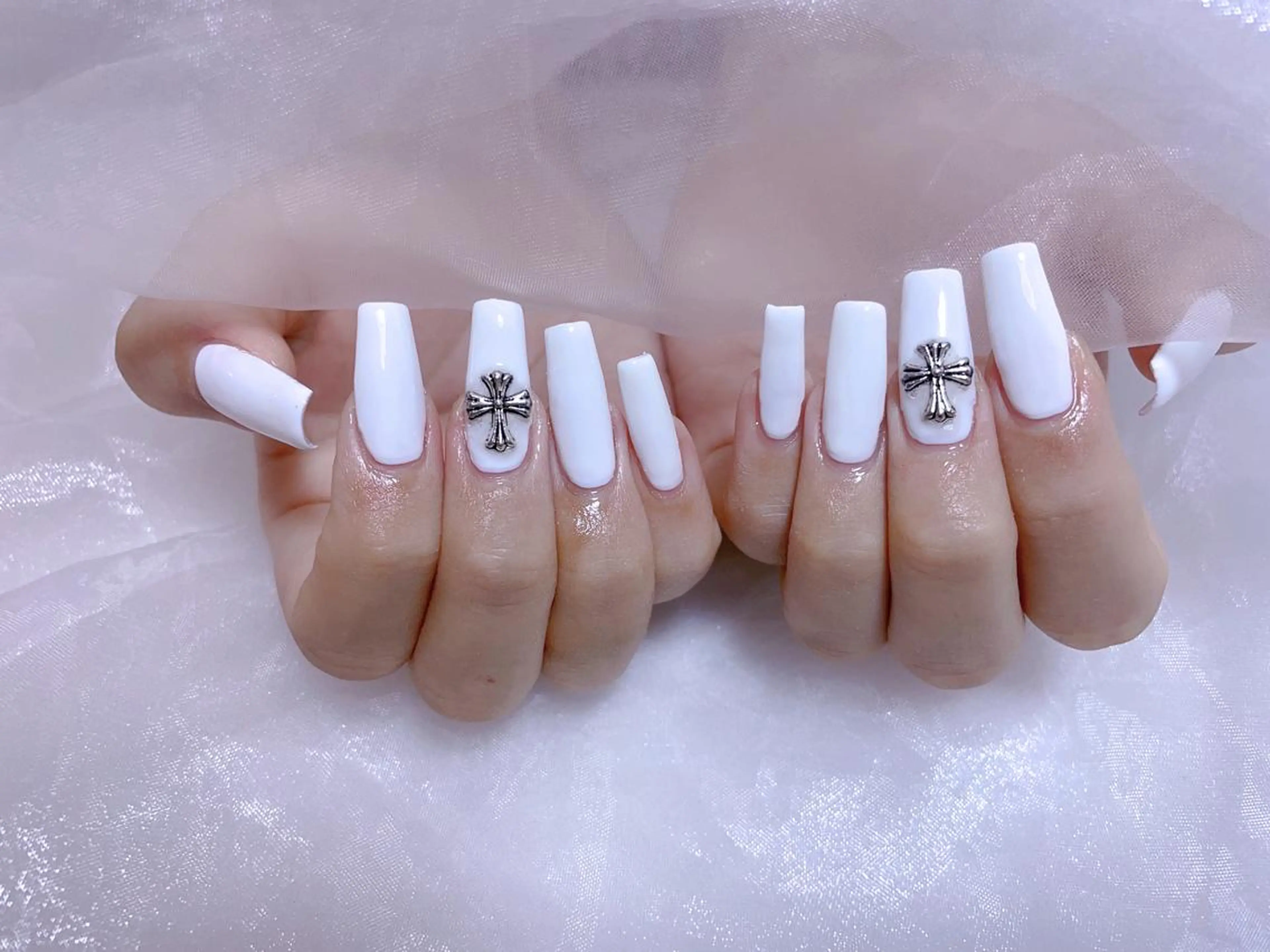 ネイル ハンドネイル VIVIAN リサのネイルデザイン