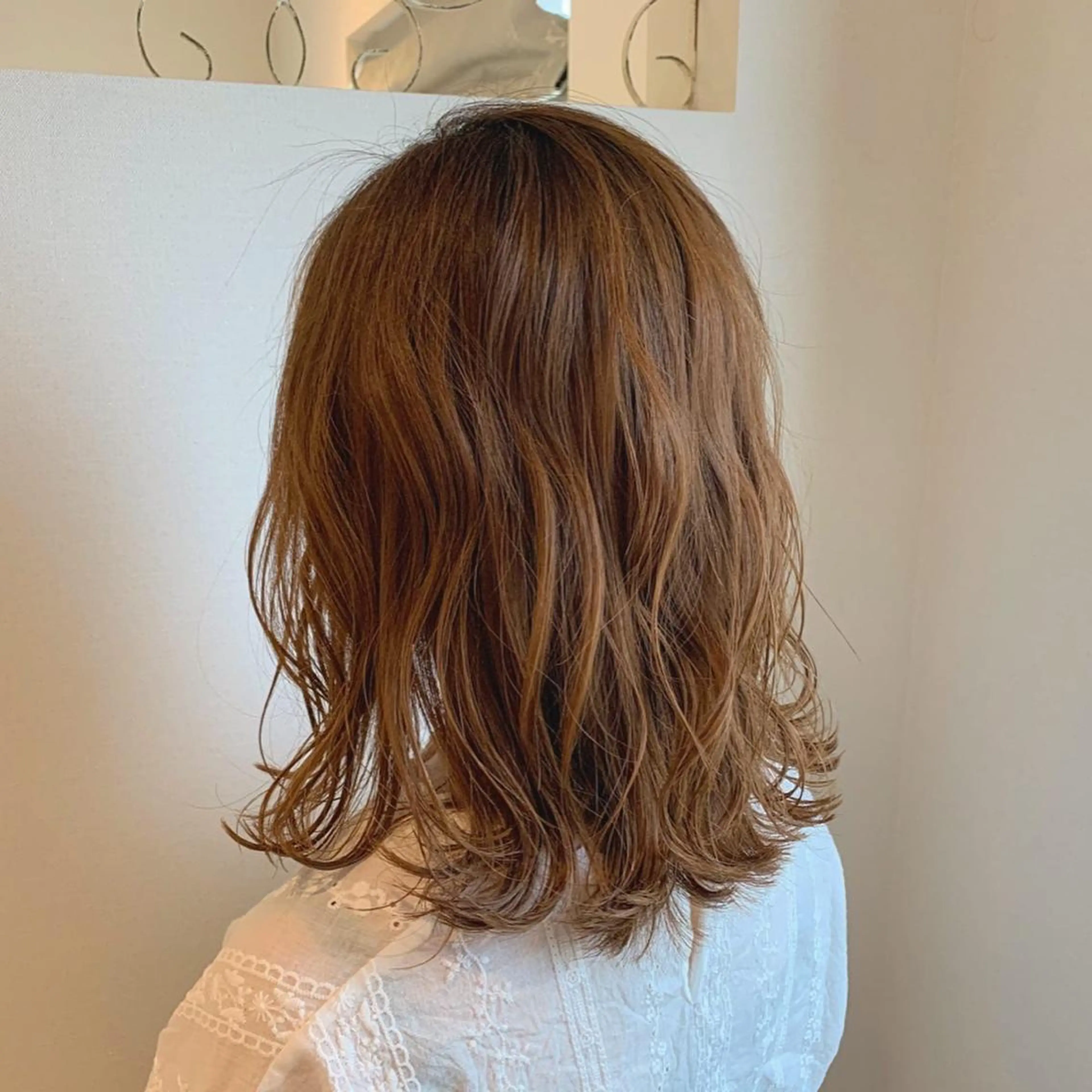 セミロング カット ヘアカラー 井上 美春のヘアスタイル