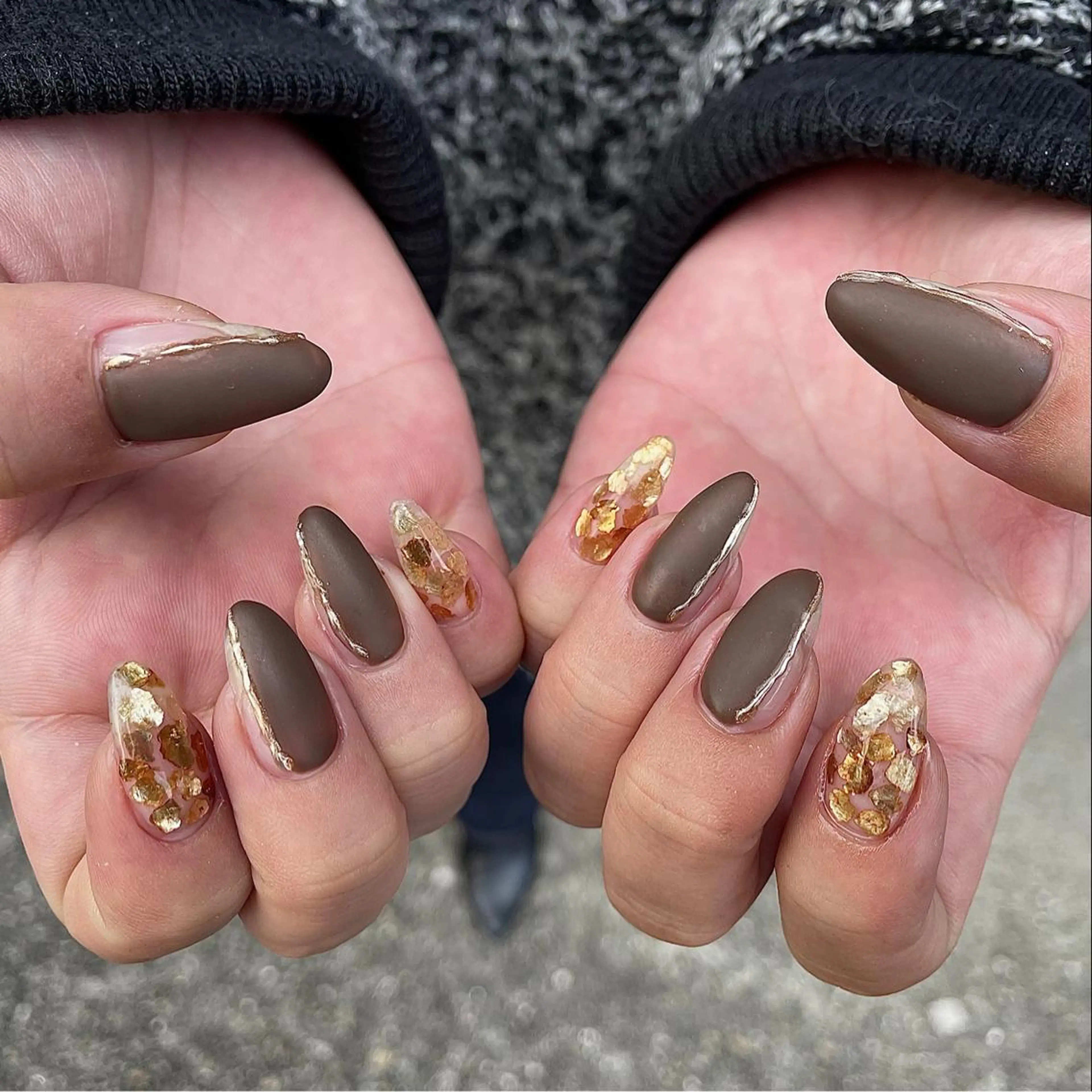 ネイル アートネイル ブラウン マットネイル ミラーネイル ニュアンスネイル ~Liebe~ harukaのネイルデザイン