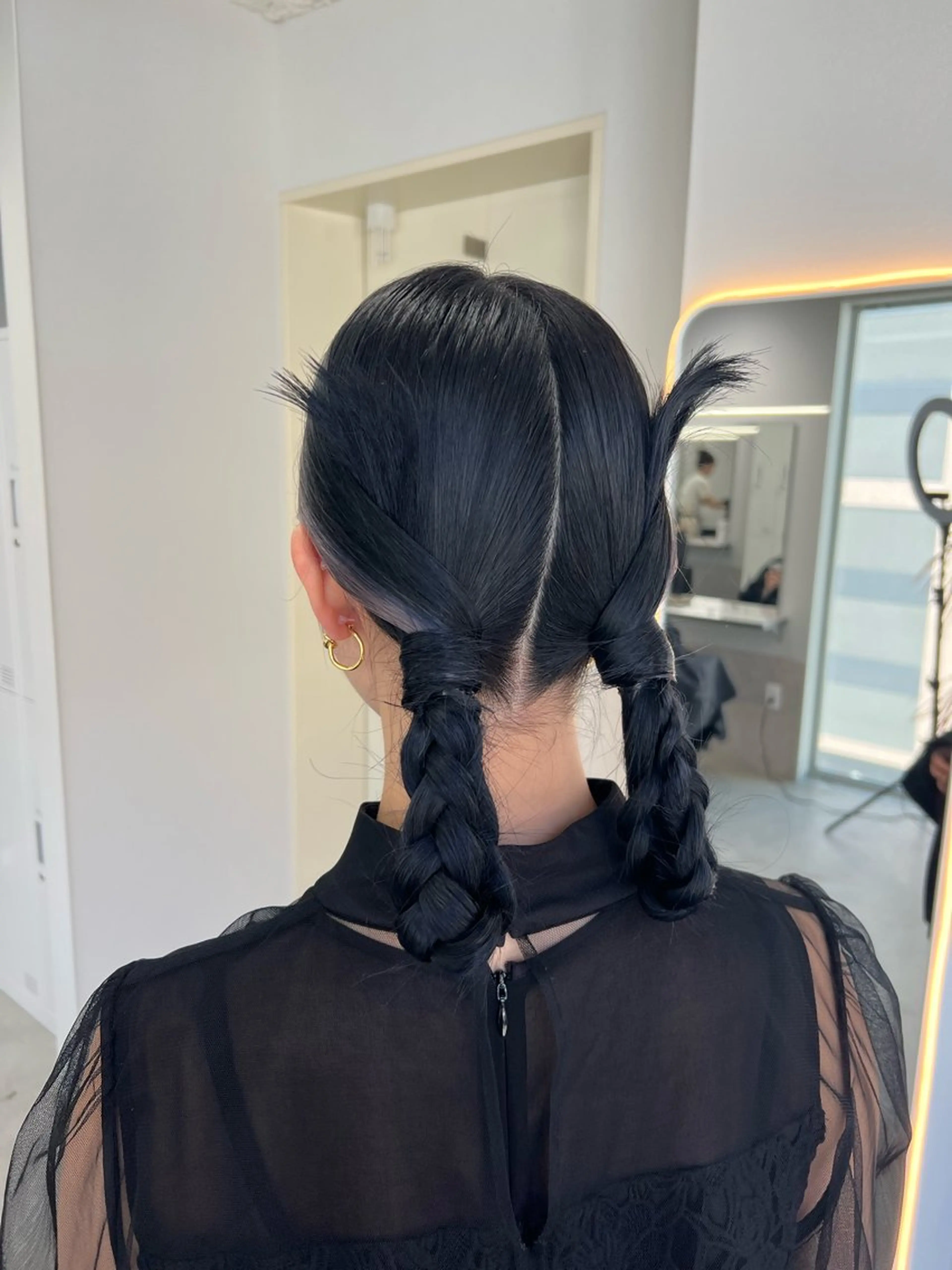 ロング ヘアセット maya レイヤーカットのヘアスタイル