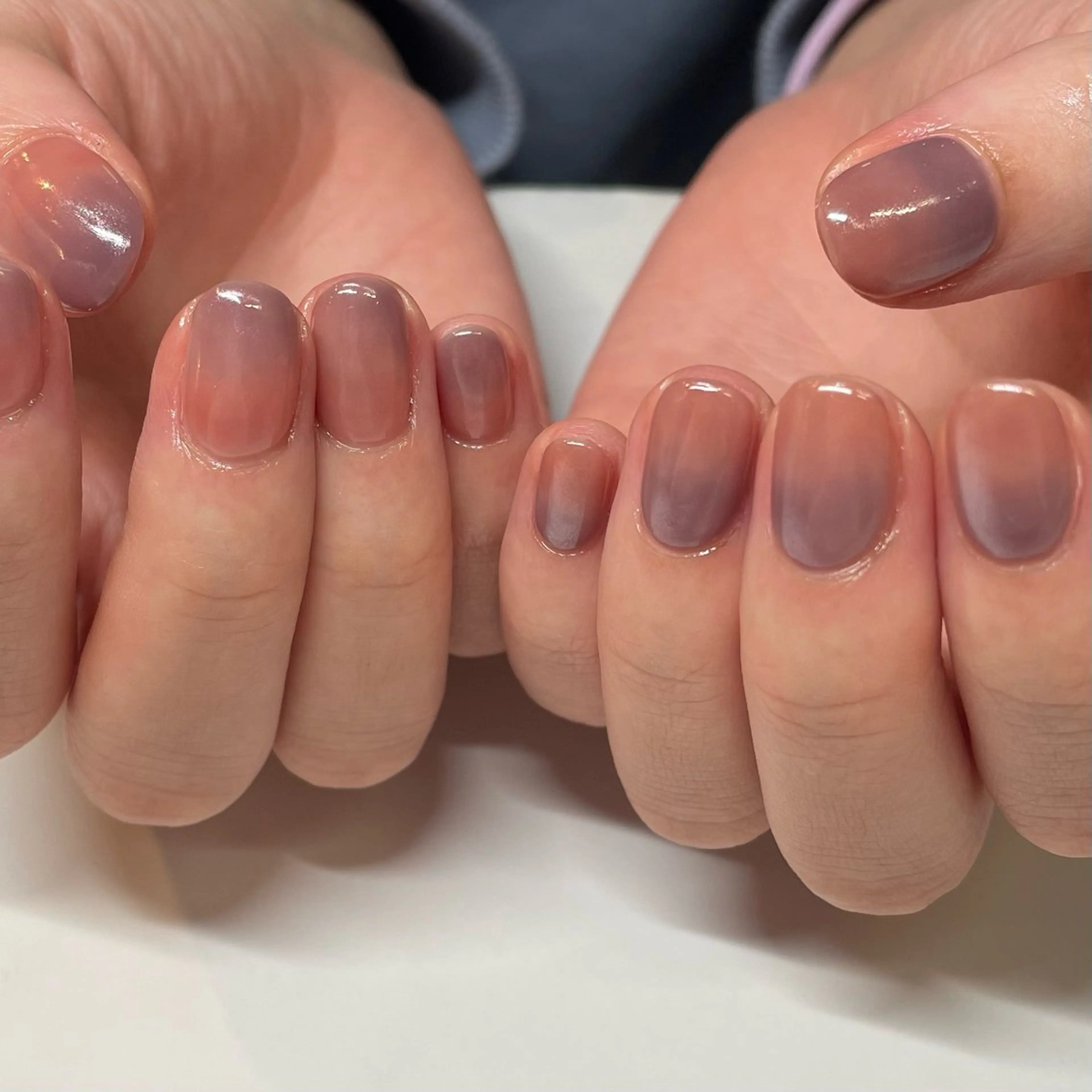 ネイル グラデーション ニュアンスネイル Manon Yuiのネイルデザイン