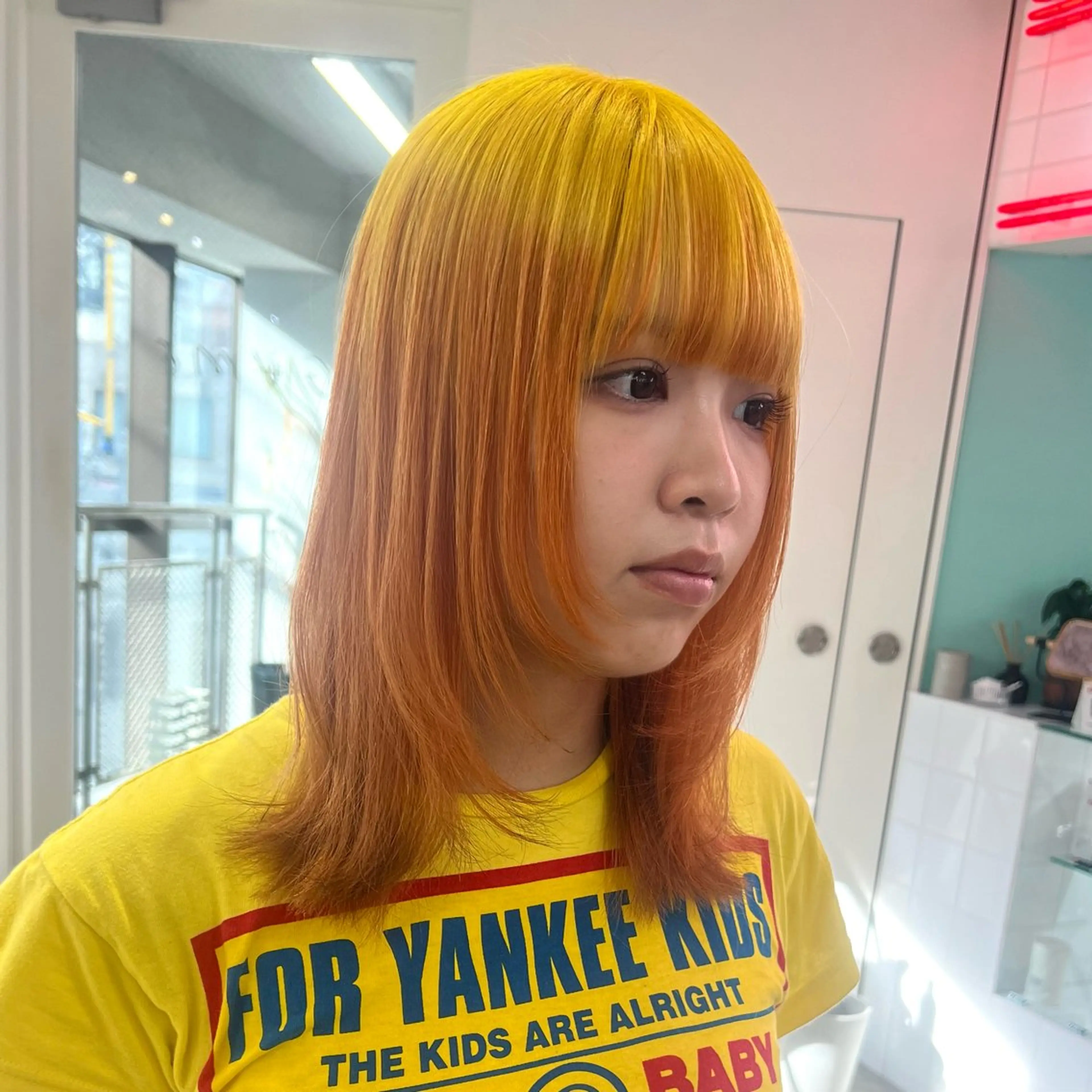 ショート カラー パーマ ヘアアレンジ メンズ ヘアカラー トリートメント 🧨ブリーチー×ボブ レイヤー💎じゅえるのヘアスタイル