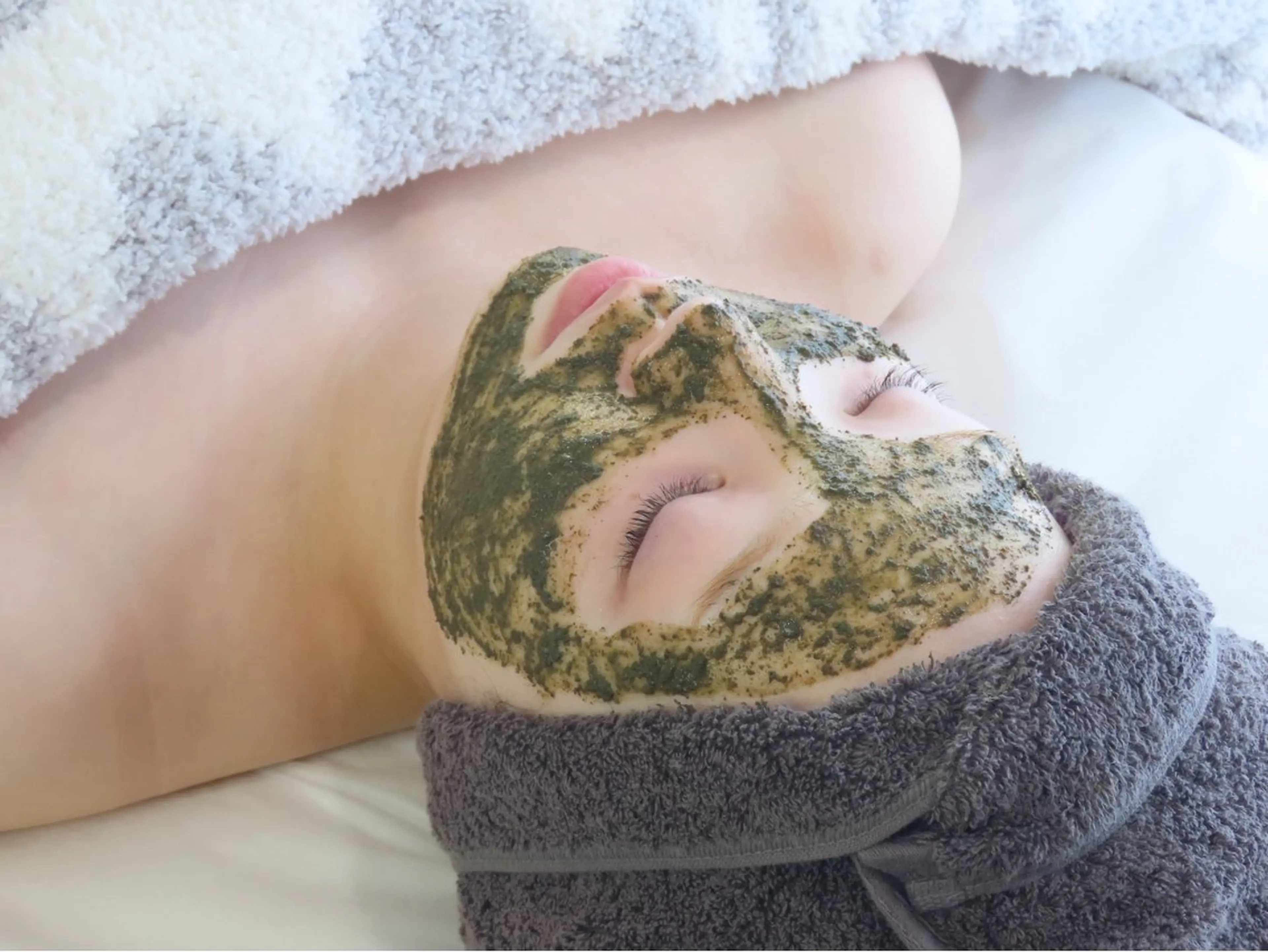 エステ つや肌×ハーブピーリング専門サロン Revia*所属・ハーブピーリング 専門サロンReviaのエステ・リラクイメージ