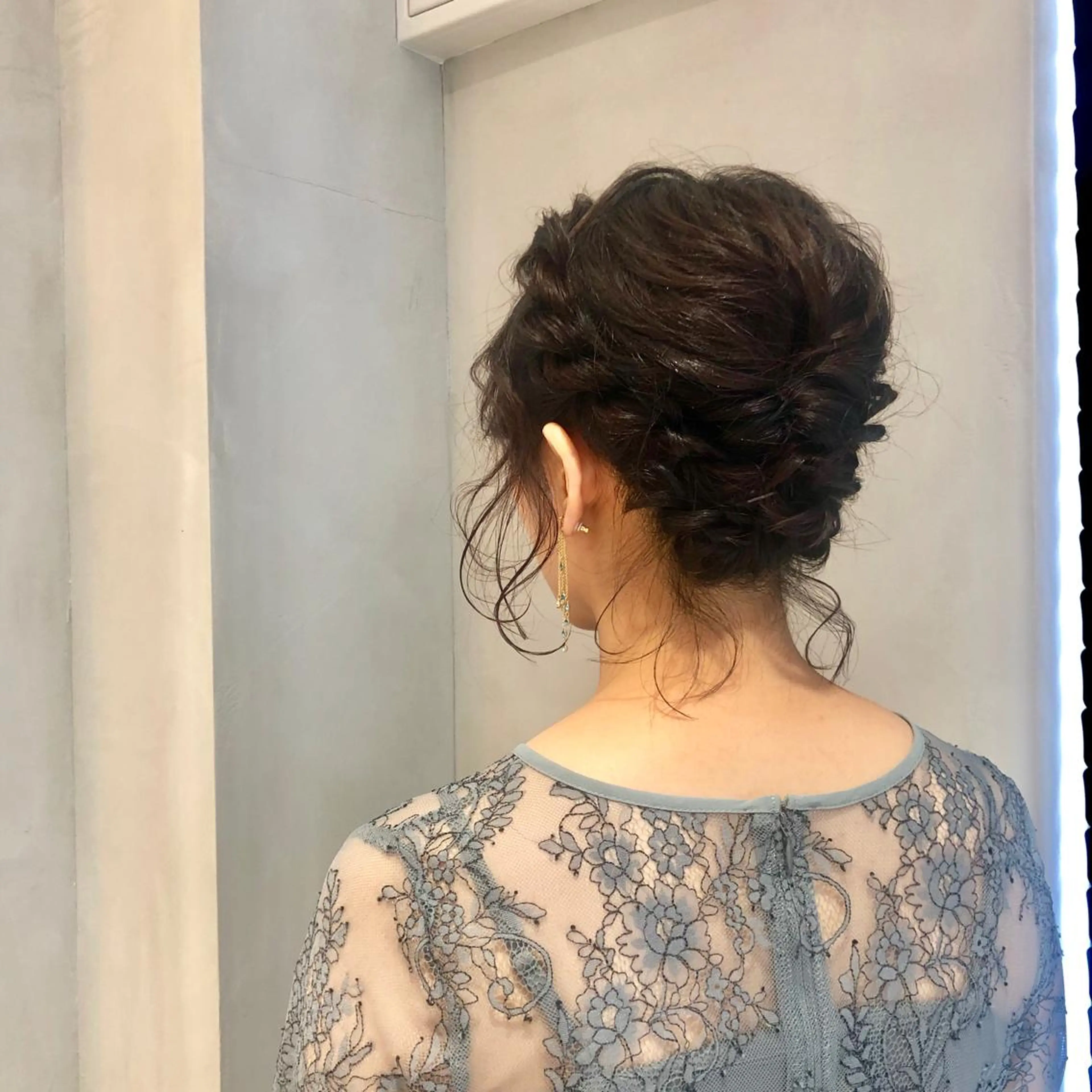 ショート ショートヘア ヘアセット カジュアルを女っぽく 𝗮𝘆𝗮𝗰𝗼のヘアスタイル