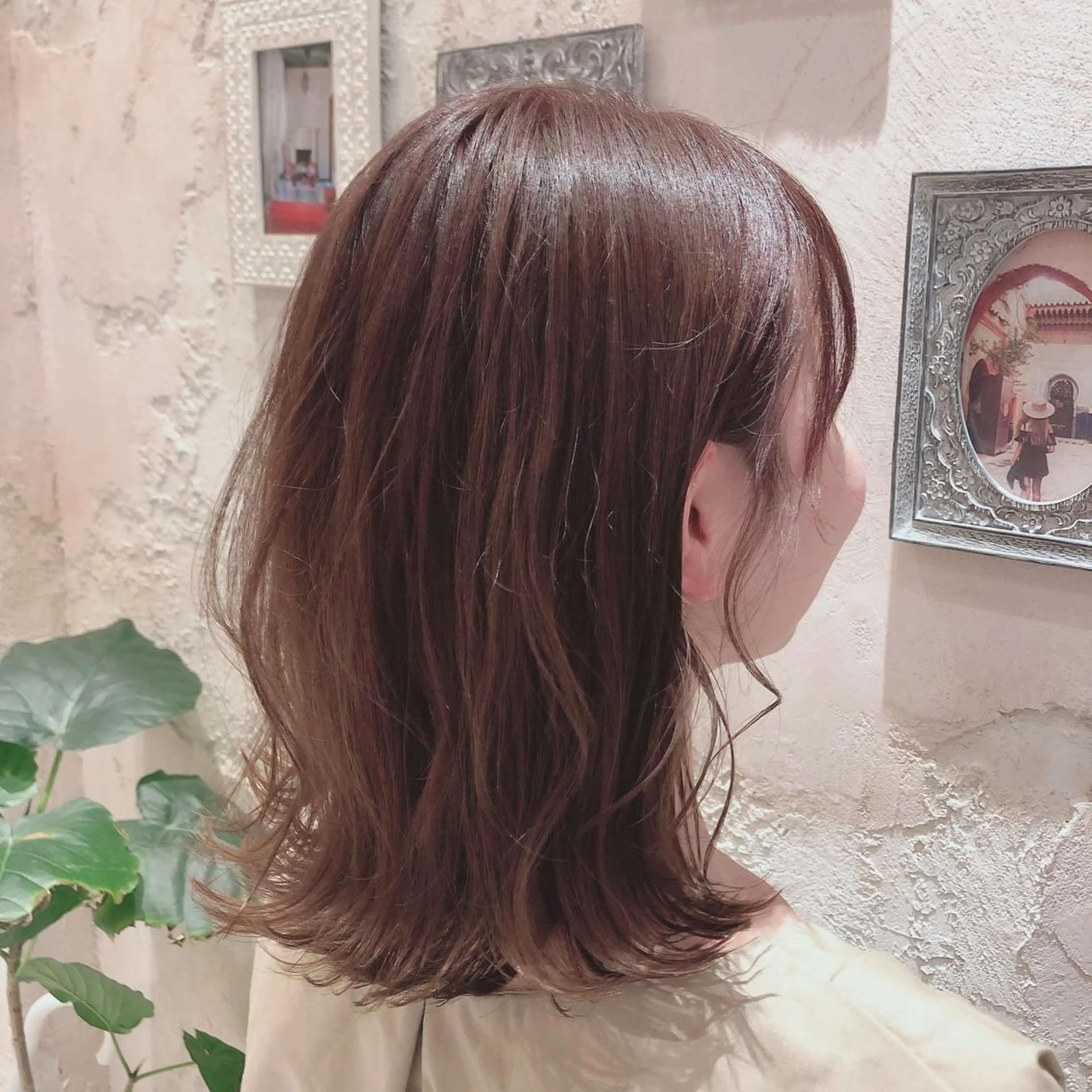ミディアム ラベンダーブラウン カット ヘアカラー トリートメント 代表山口ひな 髪質改善のプロのヘアスタイル