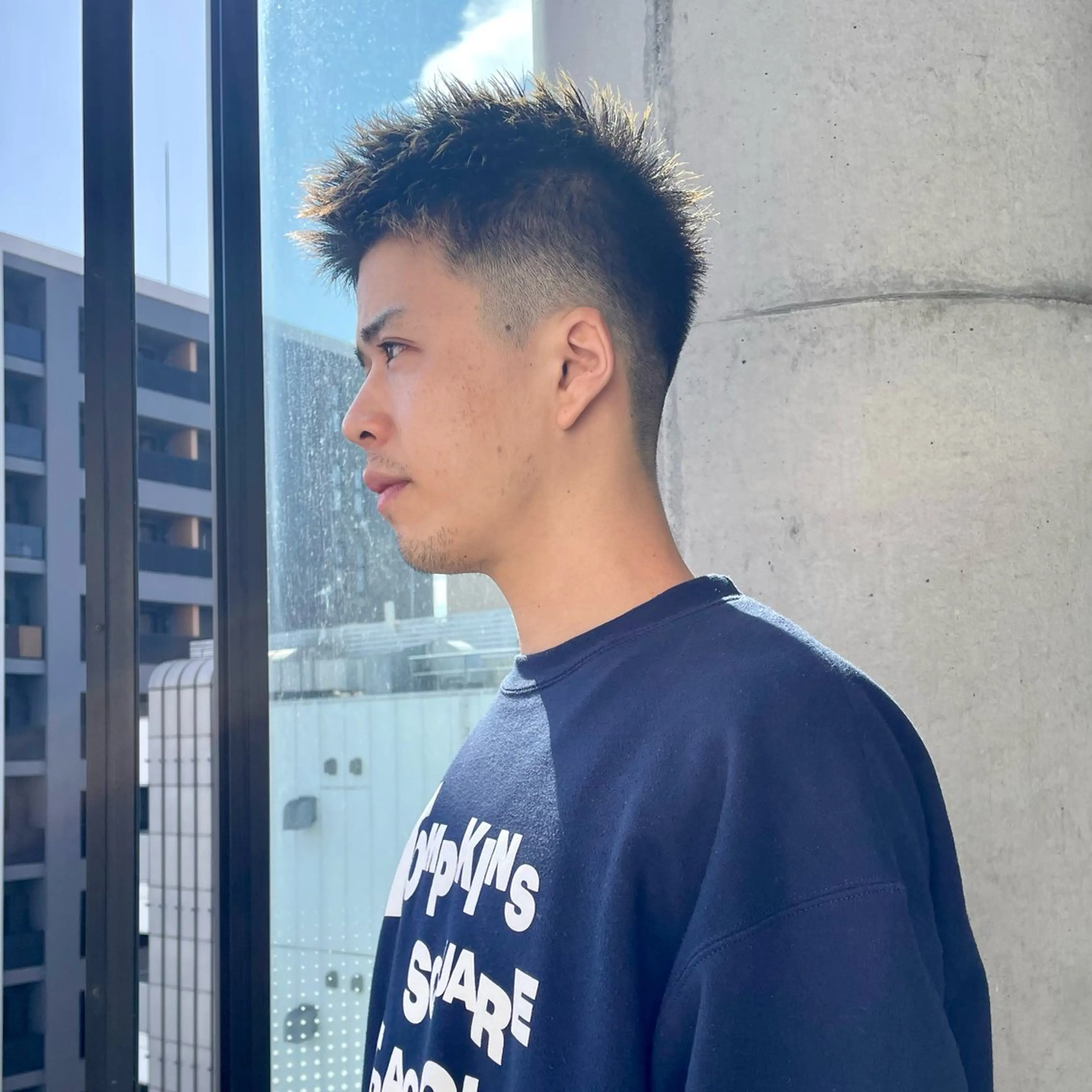 ミニモ学割🔥学生証提示必要無し！平日限定！メンズカット＋眉カット＋ヘッドスパ10分（シャンプースタイリング付）新規限定の写真