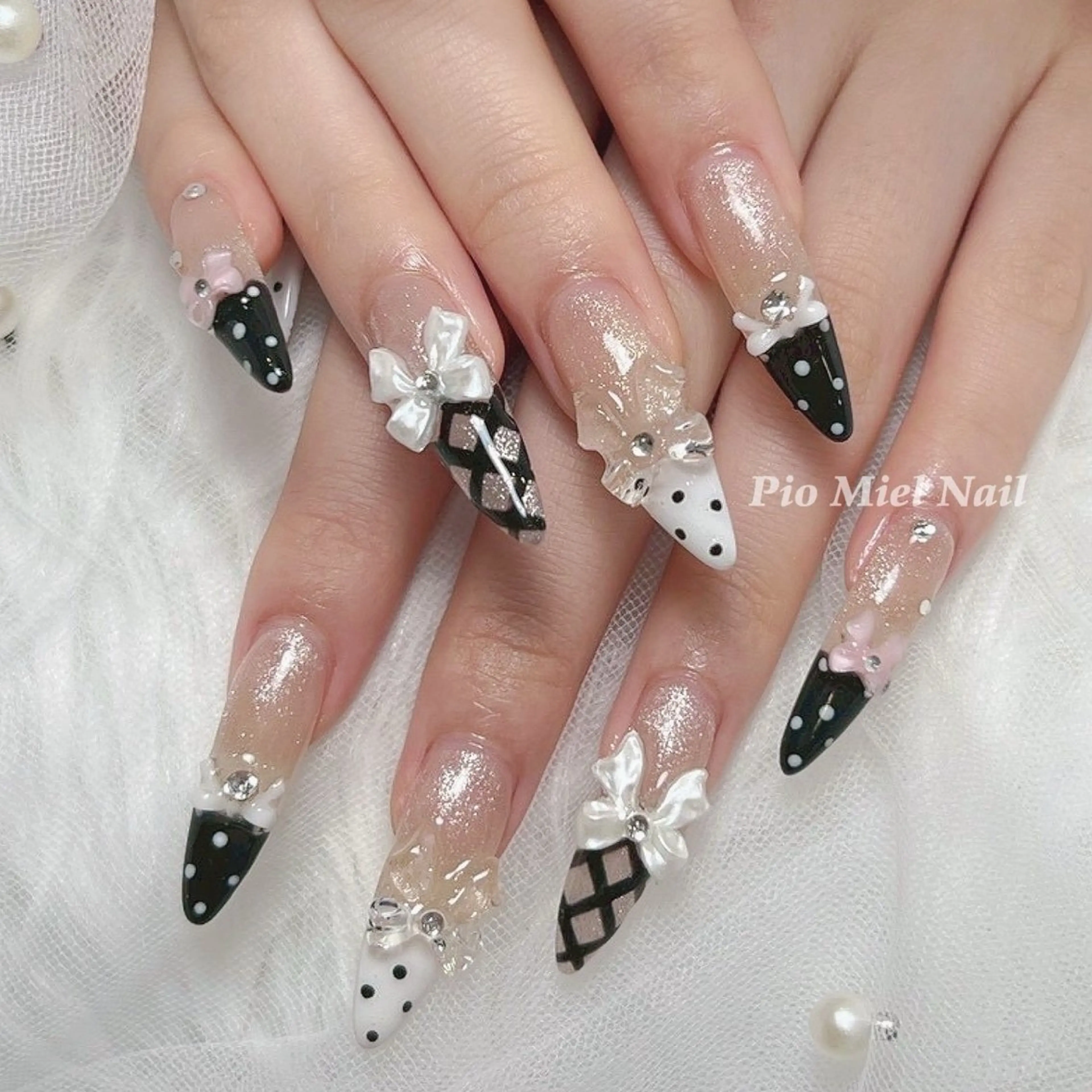 ネイル ハンドネイル HANA 長さだしのネイルデザイン