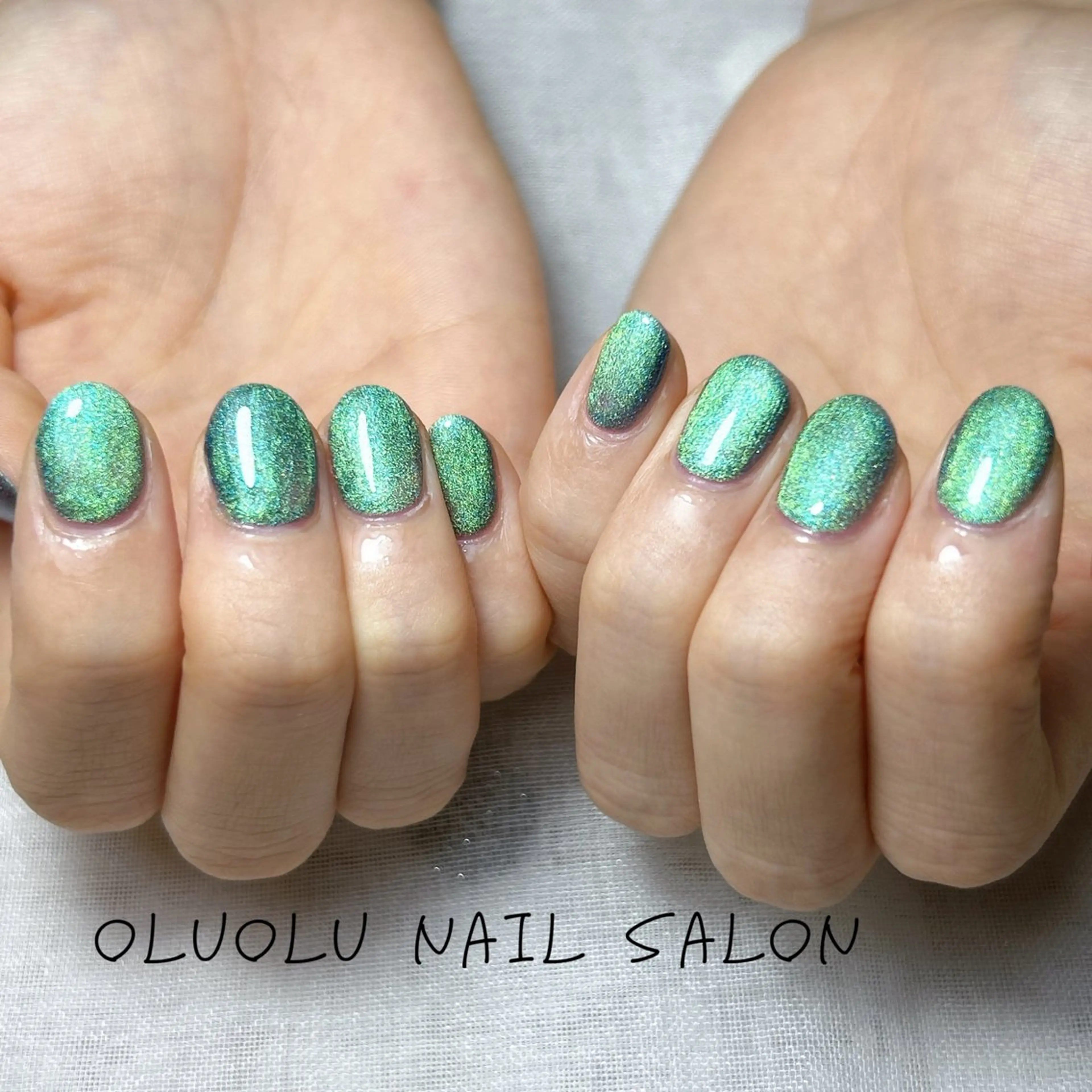 ネイル マグネットネイル oluolu nailsalonのネイルデザイン