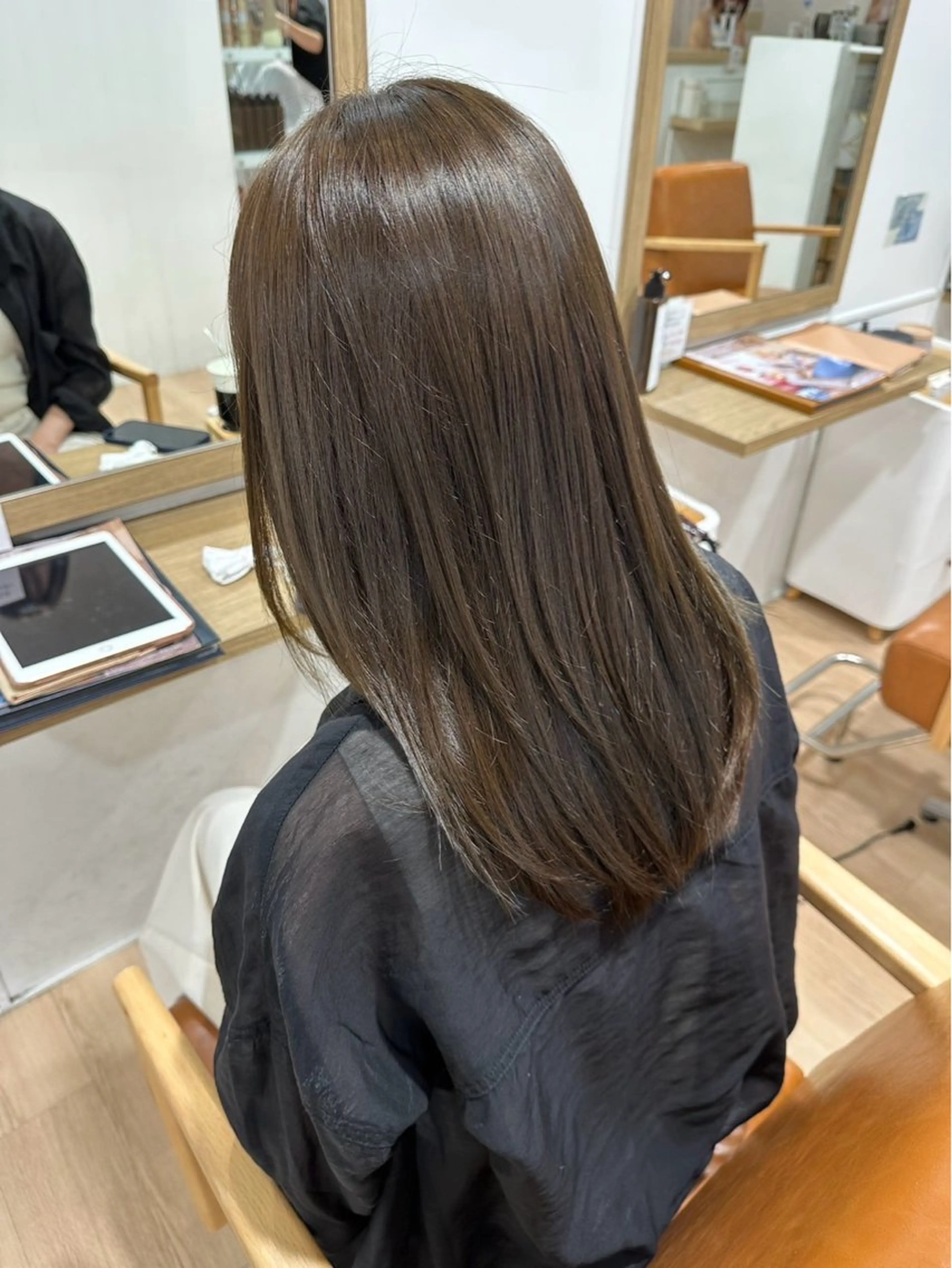 セミロング ヘアカラー KASUMI/noi 金山/カラーモデルのヘアスタイル