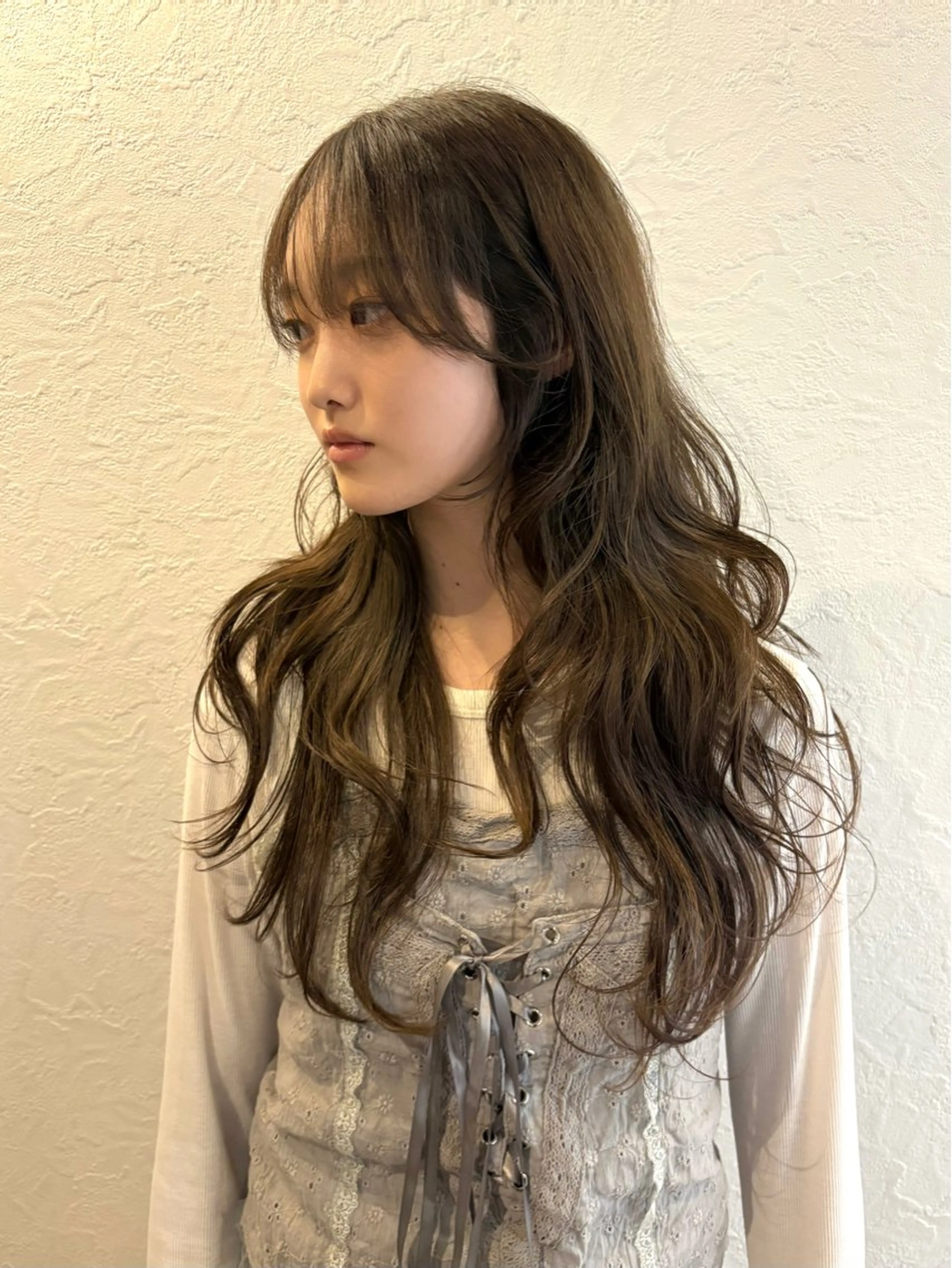 セミロング 韓国/透明感 Veluaのヘアスタイル