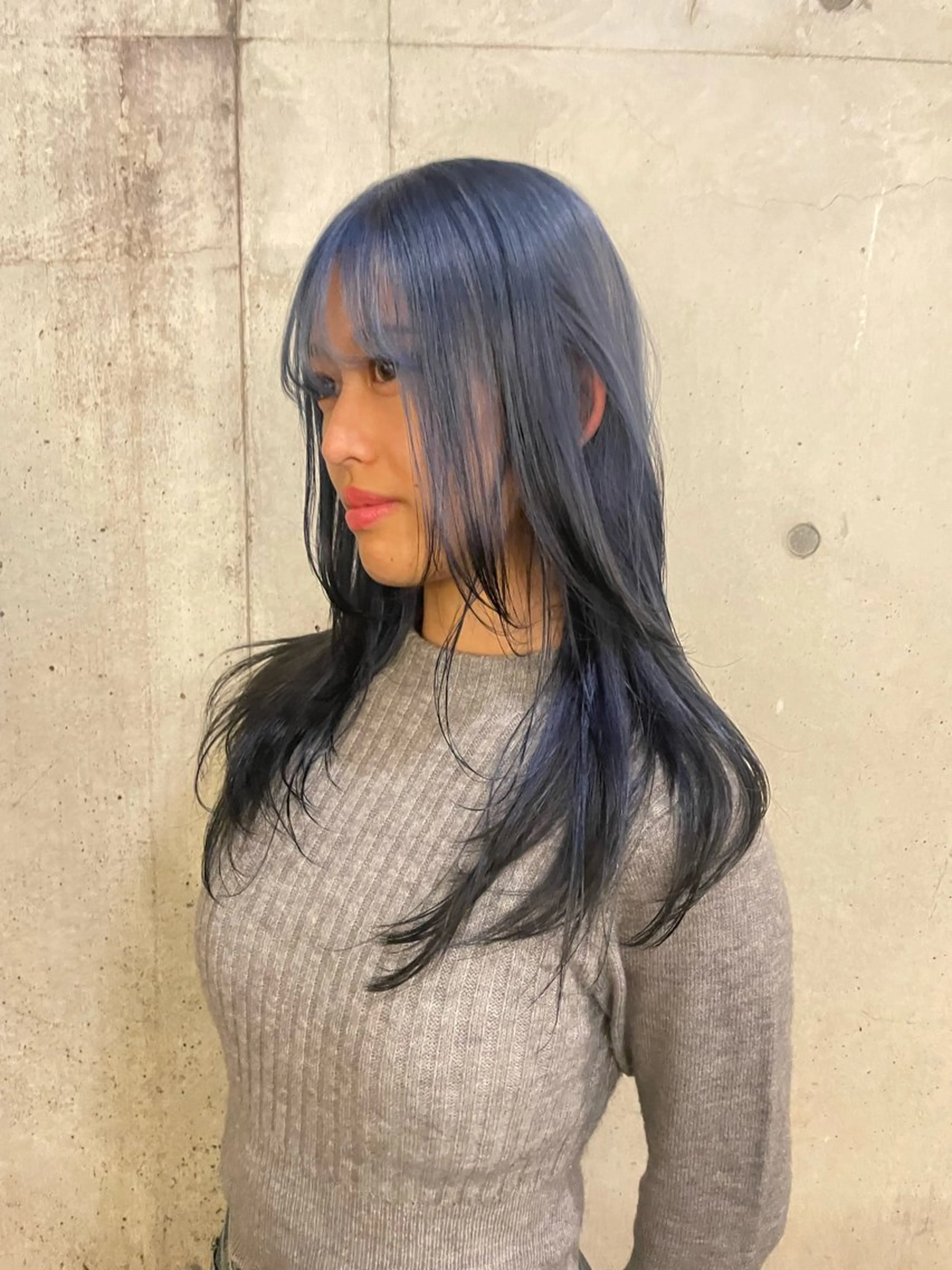 ロング カラー レイヤーカット rin🩰ハイトーン /レディースパーマのヘアスタイル