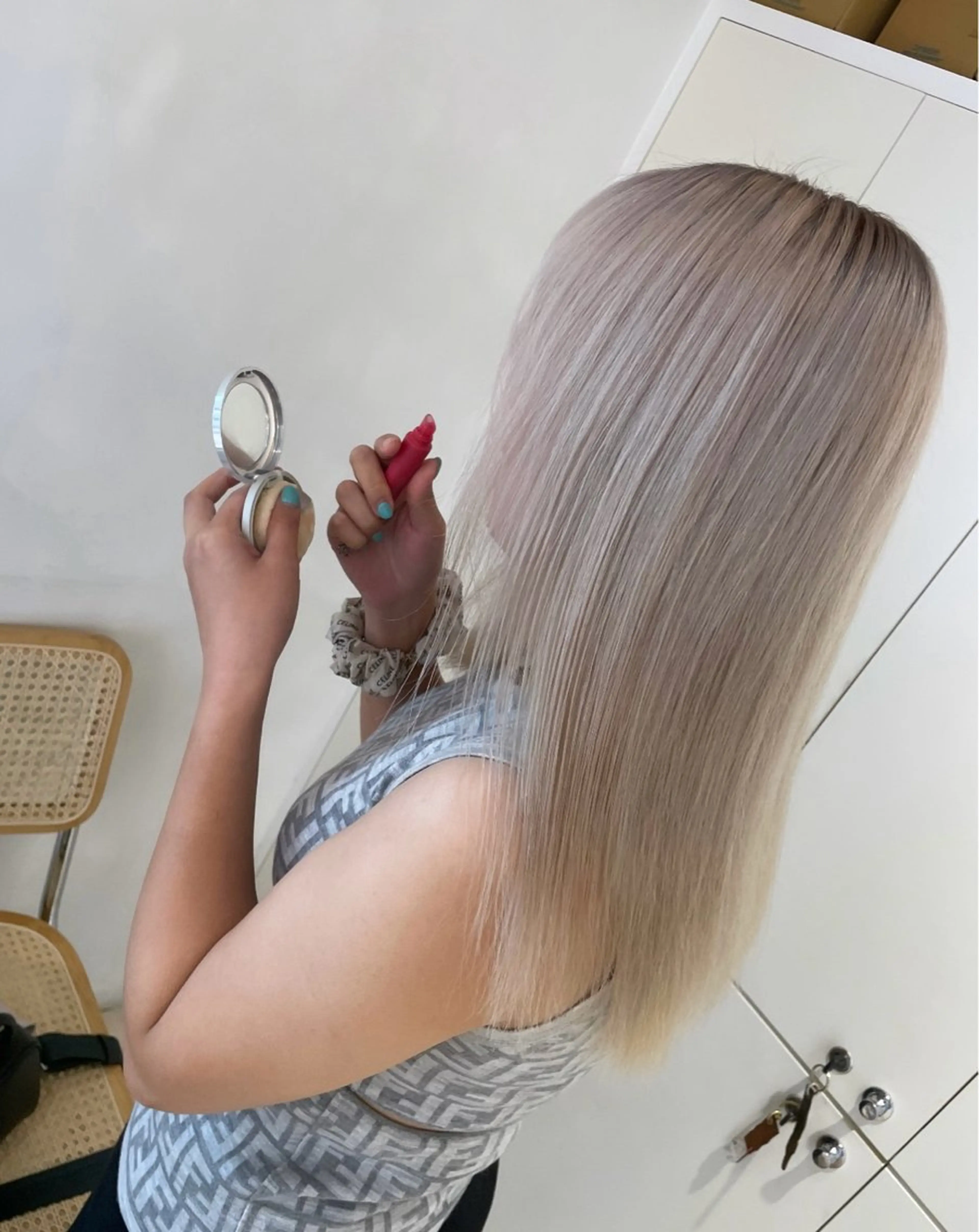 セミロング カラー ベージュカラー ブリーチ ホワイトベージュ トリートメント 酸熱トリートメント カット ヘアカラー トリートメント ❁⃘ ち だ り さ ❁⃘のヘアスタイル