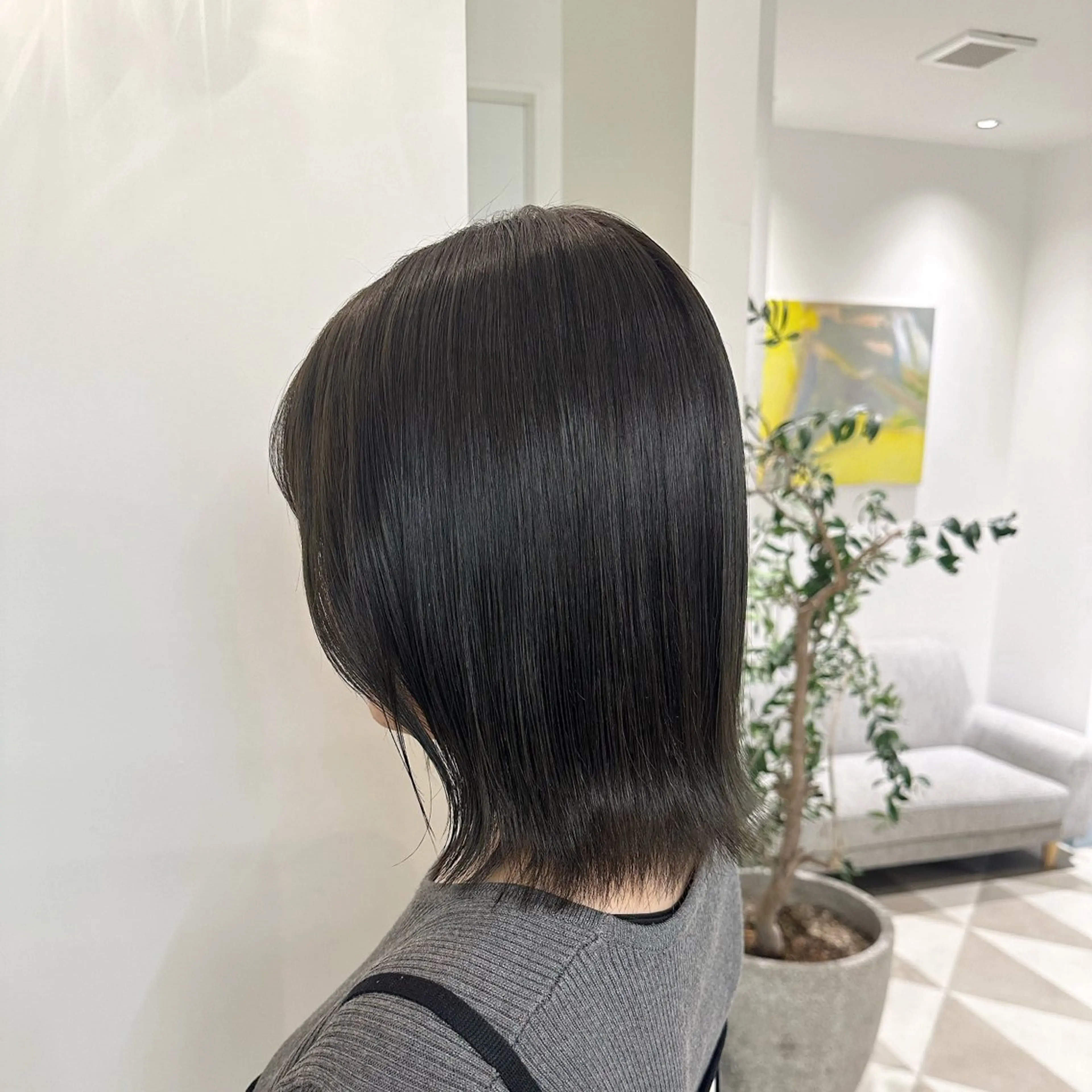 ロング カラー 安丸 結夏のヘアスタイル