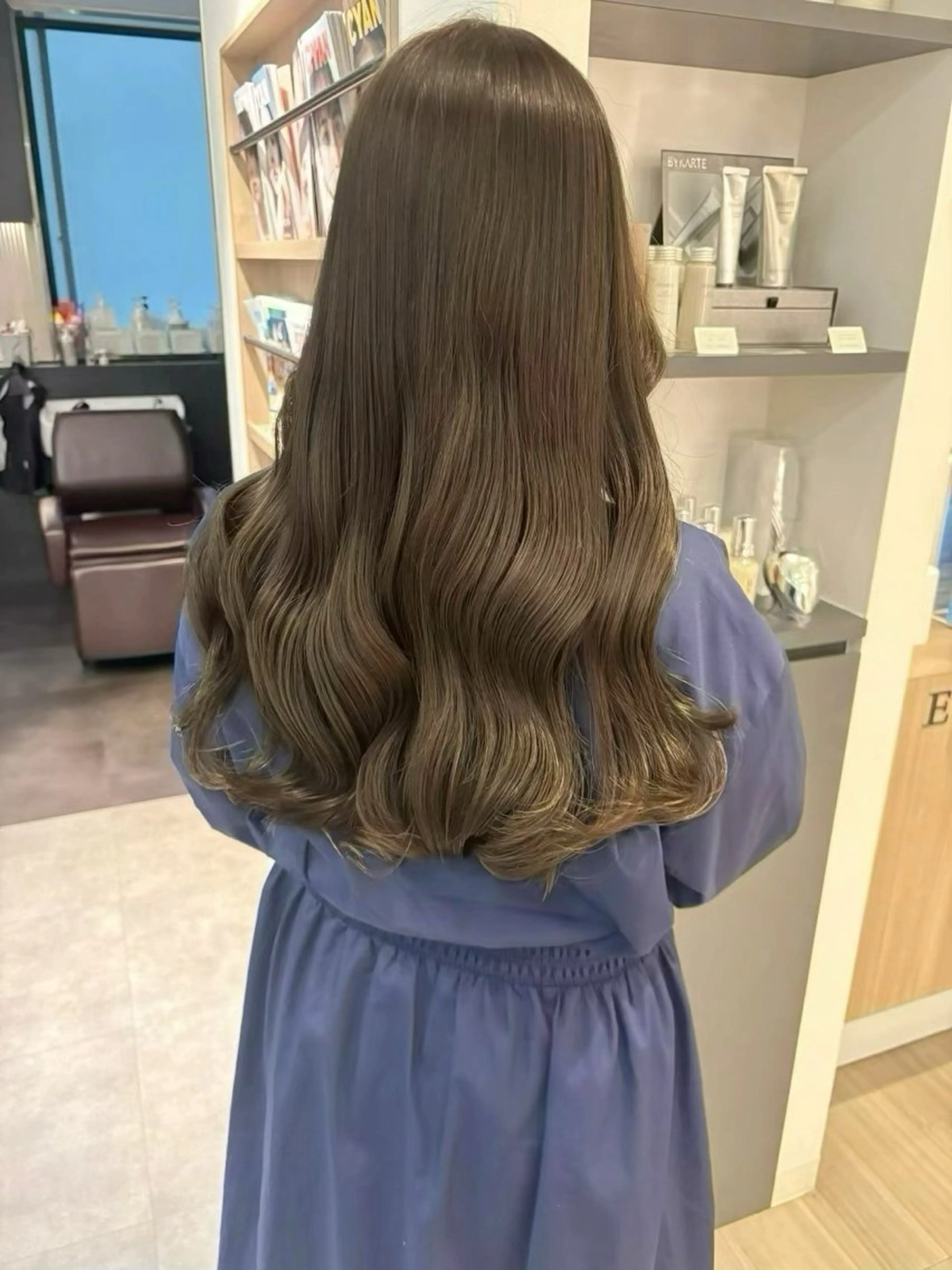 ミディアム カラー トリートメント モテ髪🫧赤み消し カラー表参道きょうこのヘアスタイル