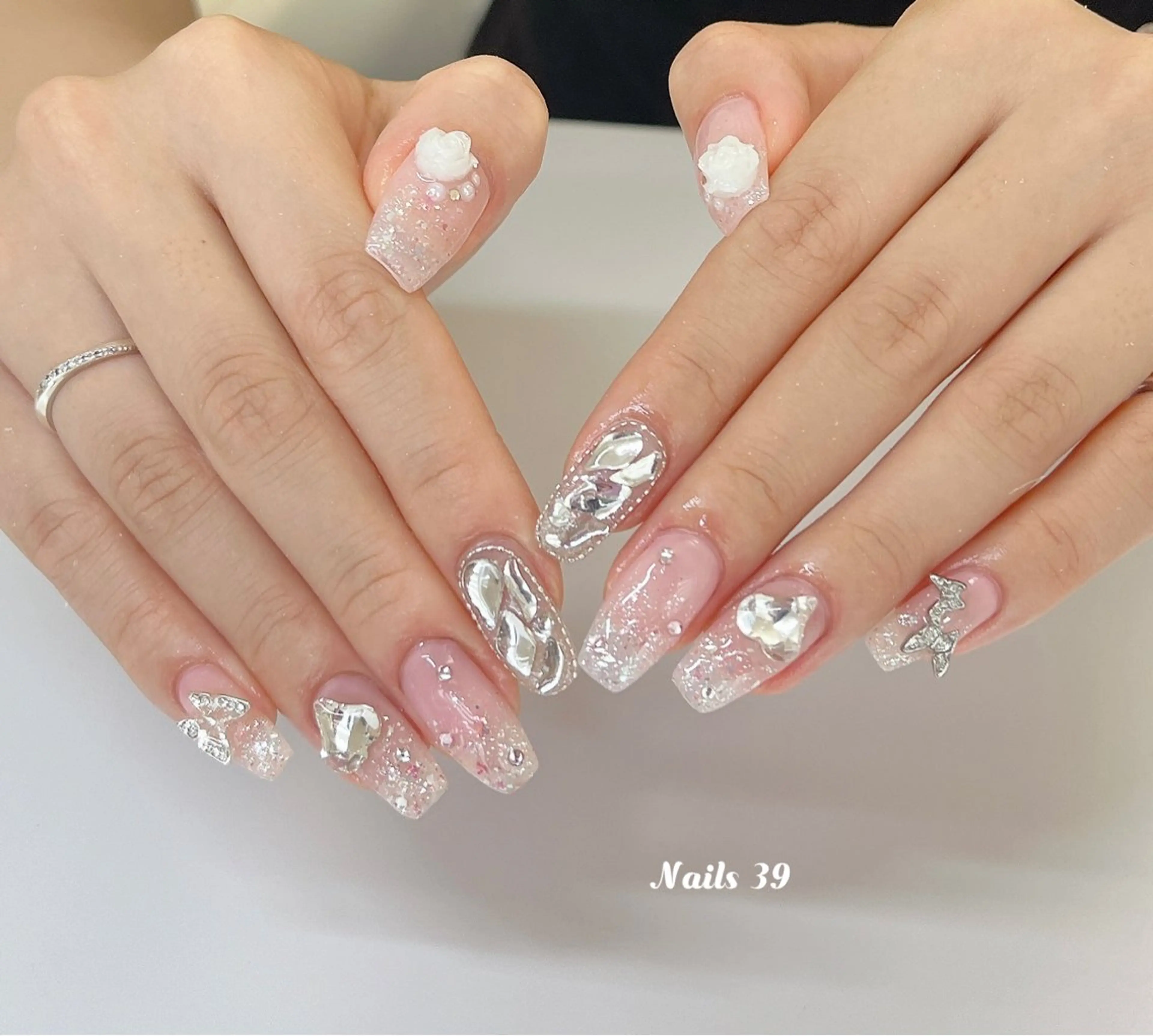 ネイル Nails 39のネイルデザイン