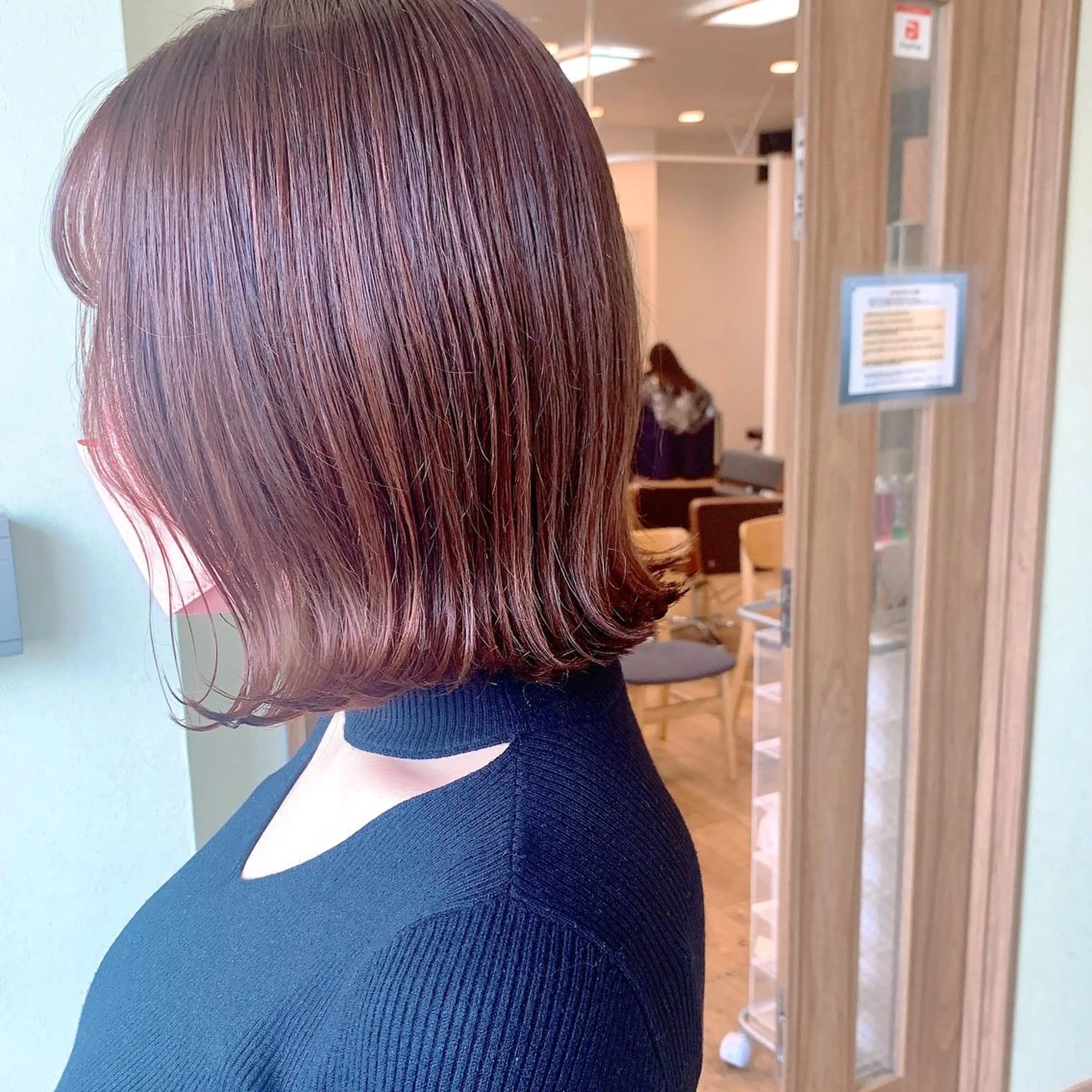 【平日限定！誰でもOK👌✨】全体カラー💕+ツヤツヤトリートメント✨　5500円の写真