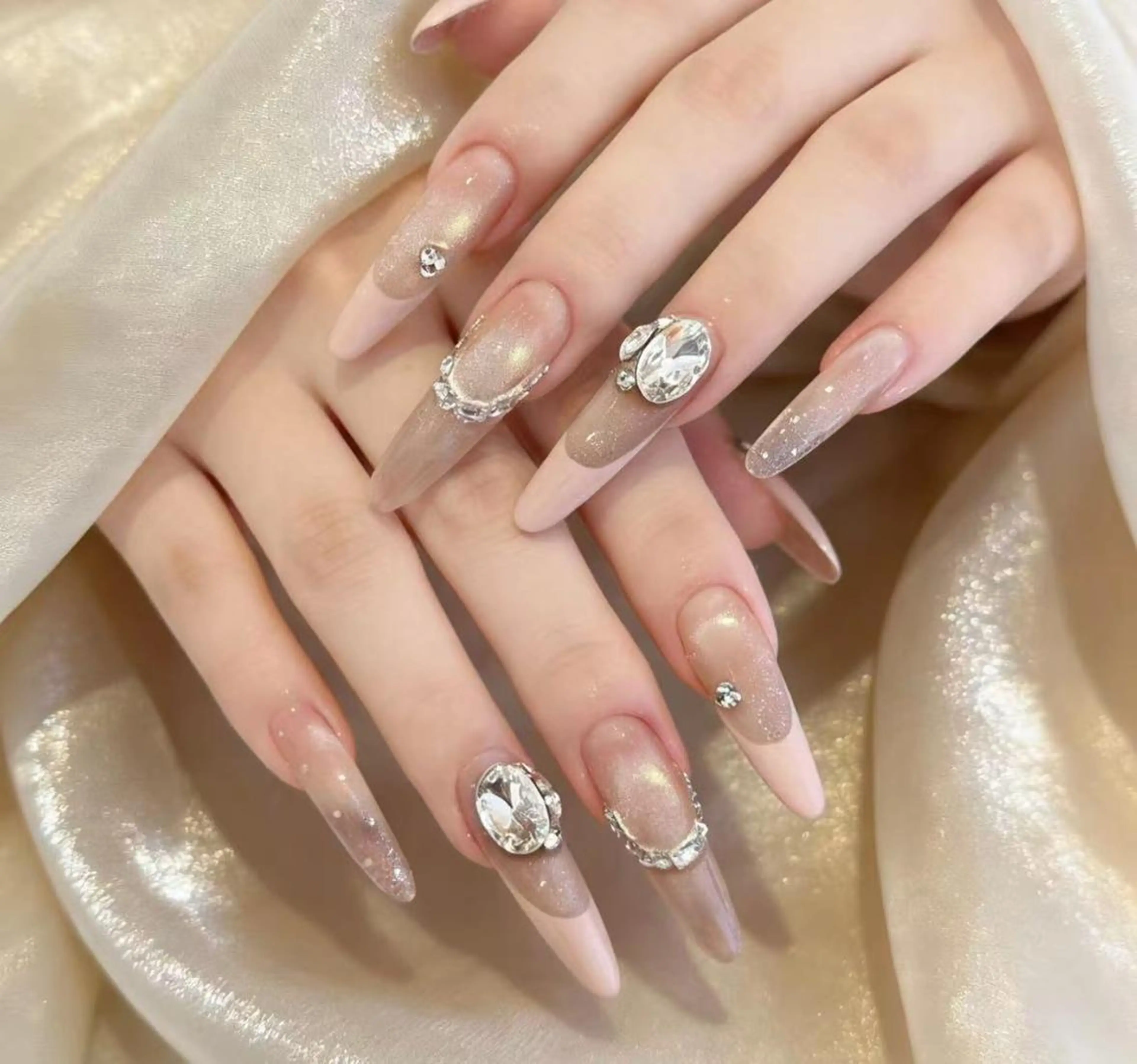 ネイル ハンドネイル TiTi Nail🫧のネイルデザイン