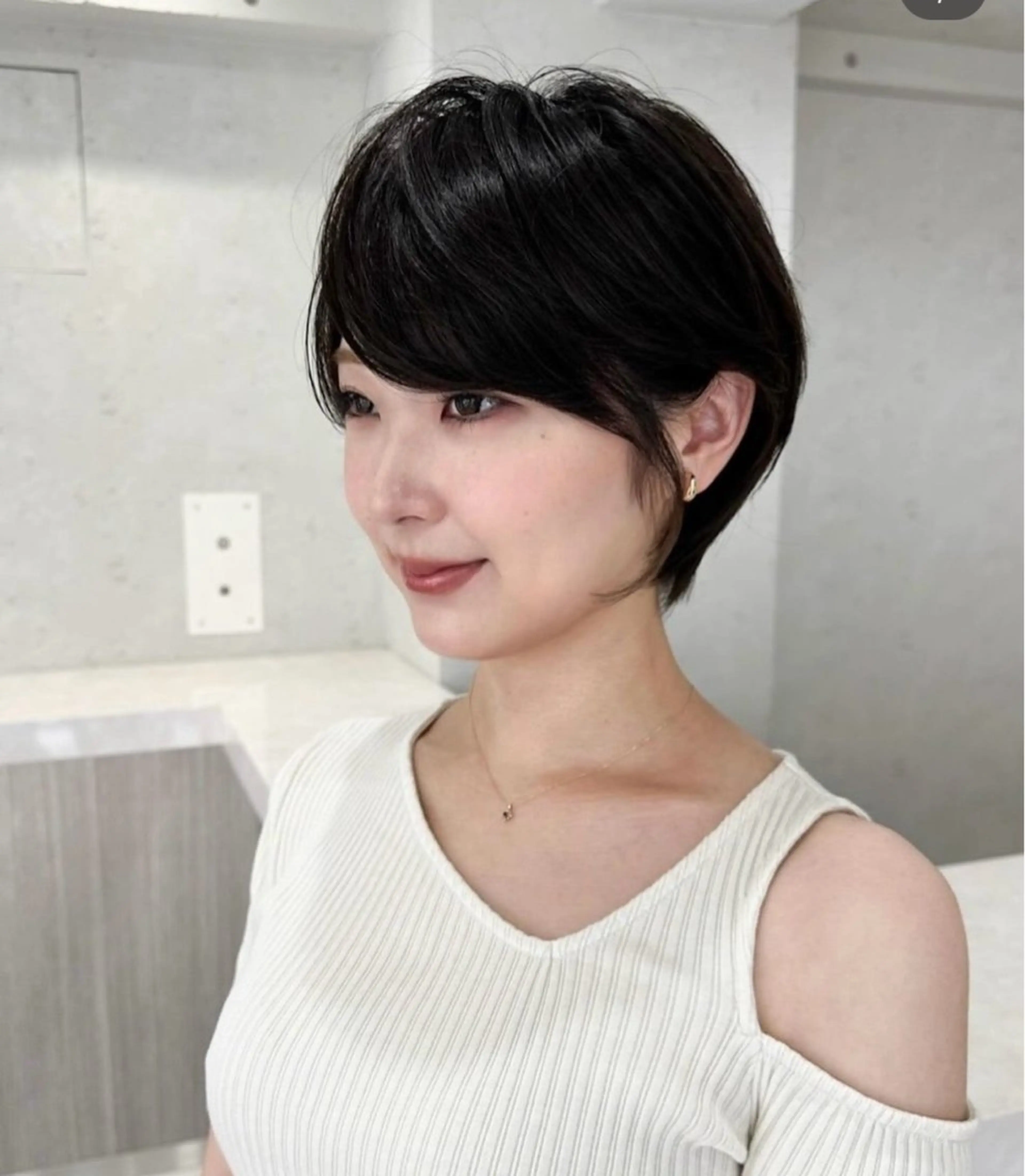 ショート カラー atsuki ショート特化のヘアスタイル
