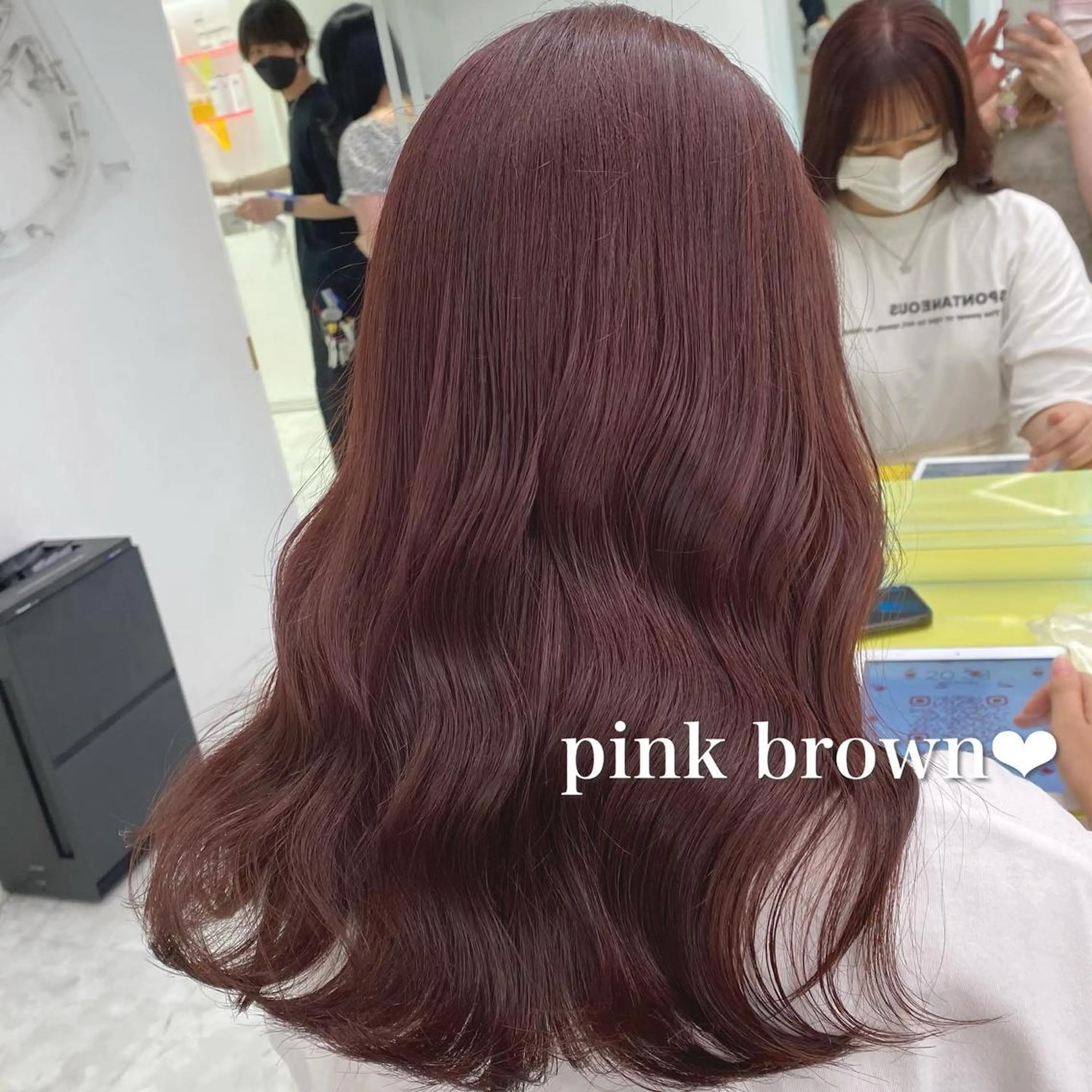 セミロング ブリーチなし暖色 💗AKARI💗のヘアスタイル