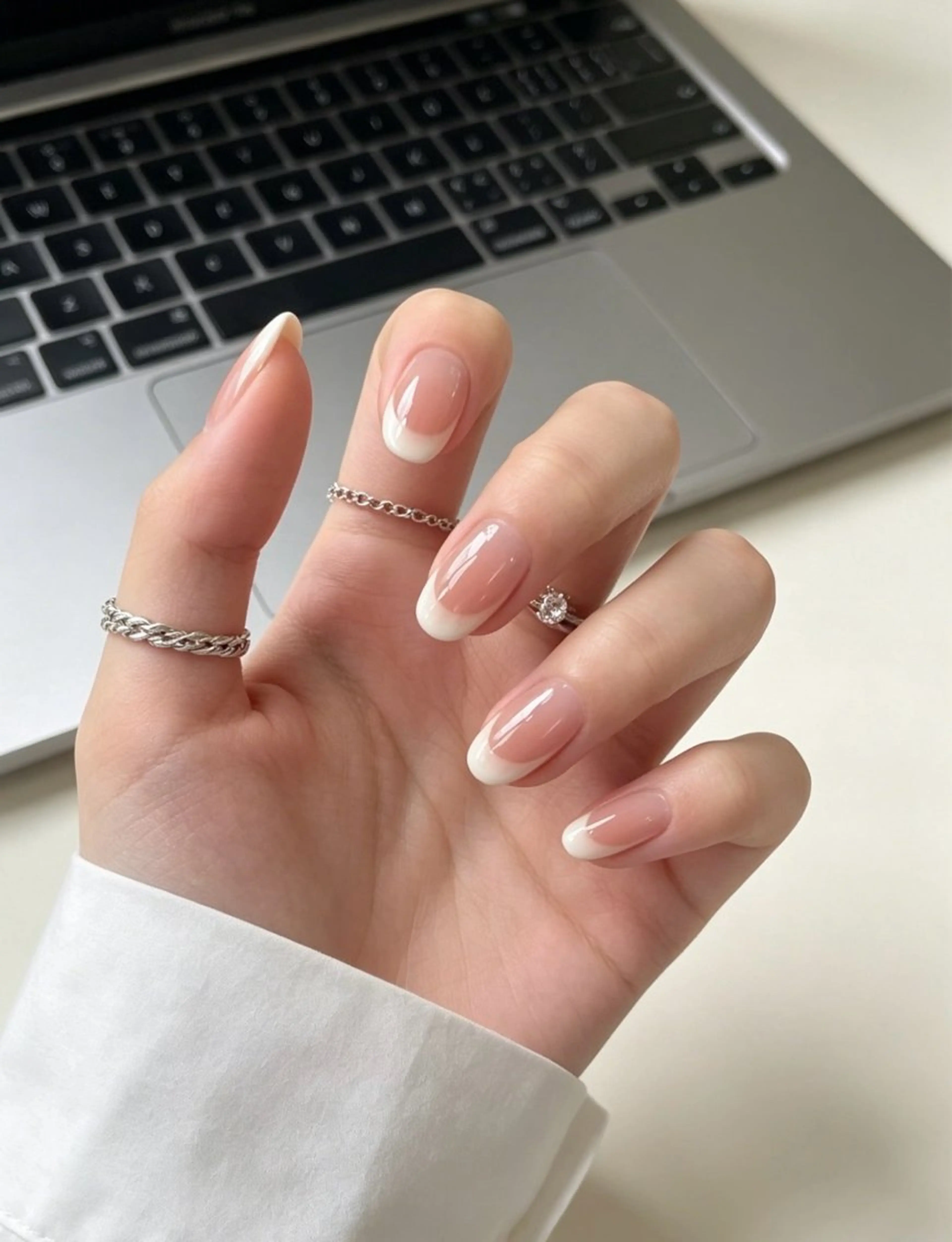 ネイル ハンドネイル Dione Nail カオリのネイルデザイン