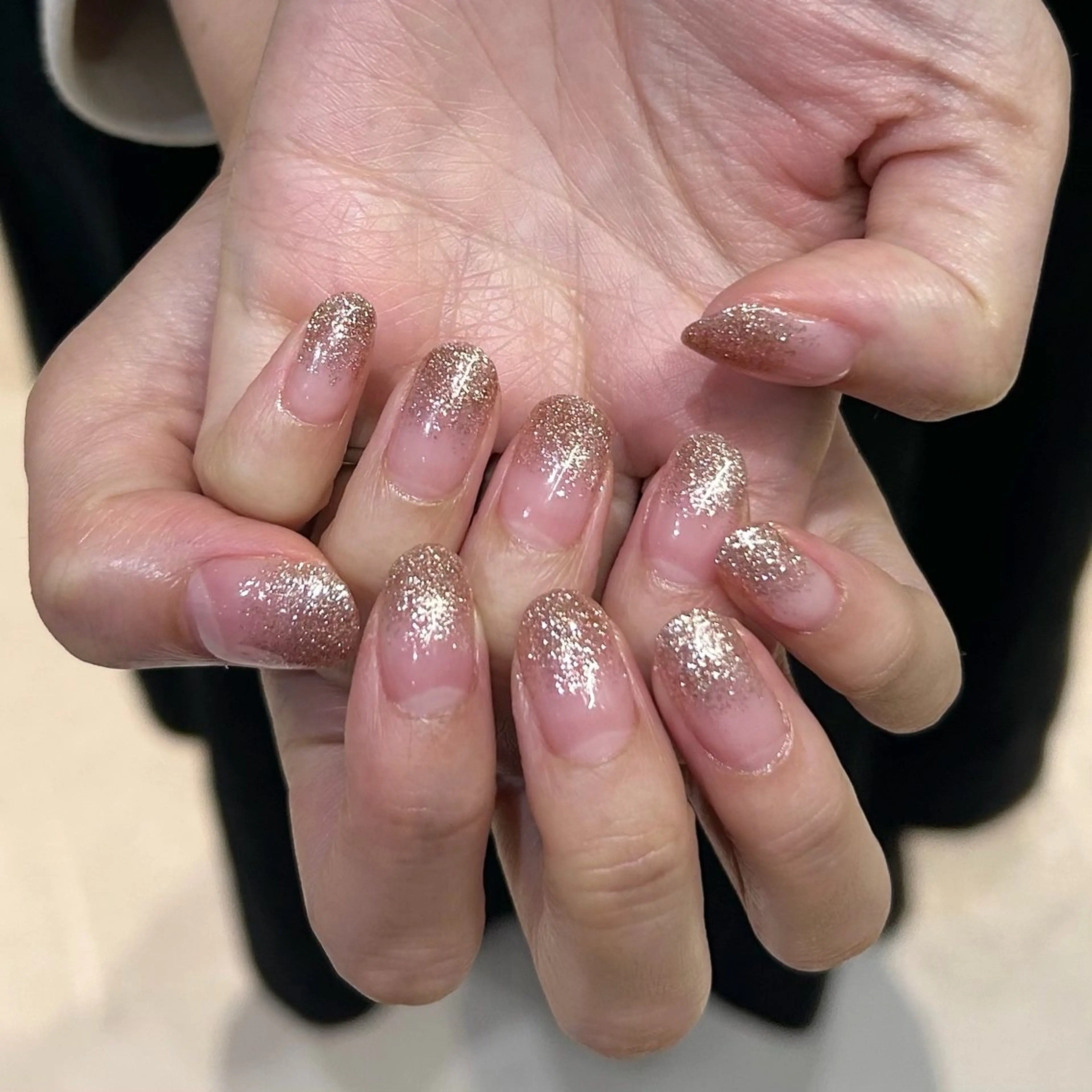 【4月限定メニュー】オフありラメグラデーション💅(⚠︎ベースの色はクリアになります)の写真