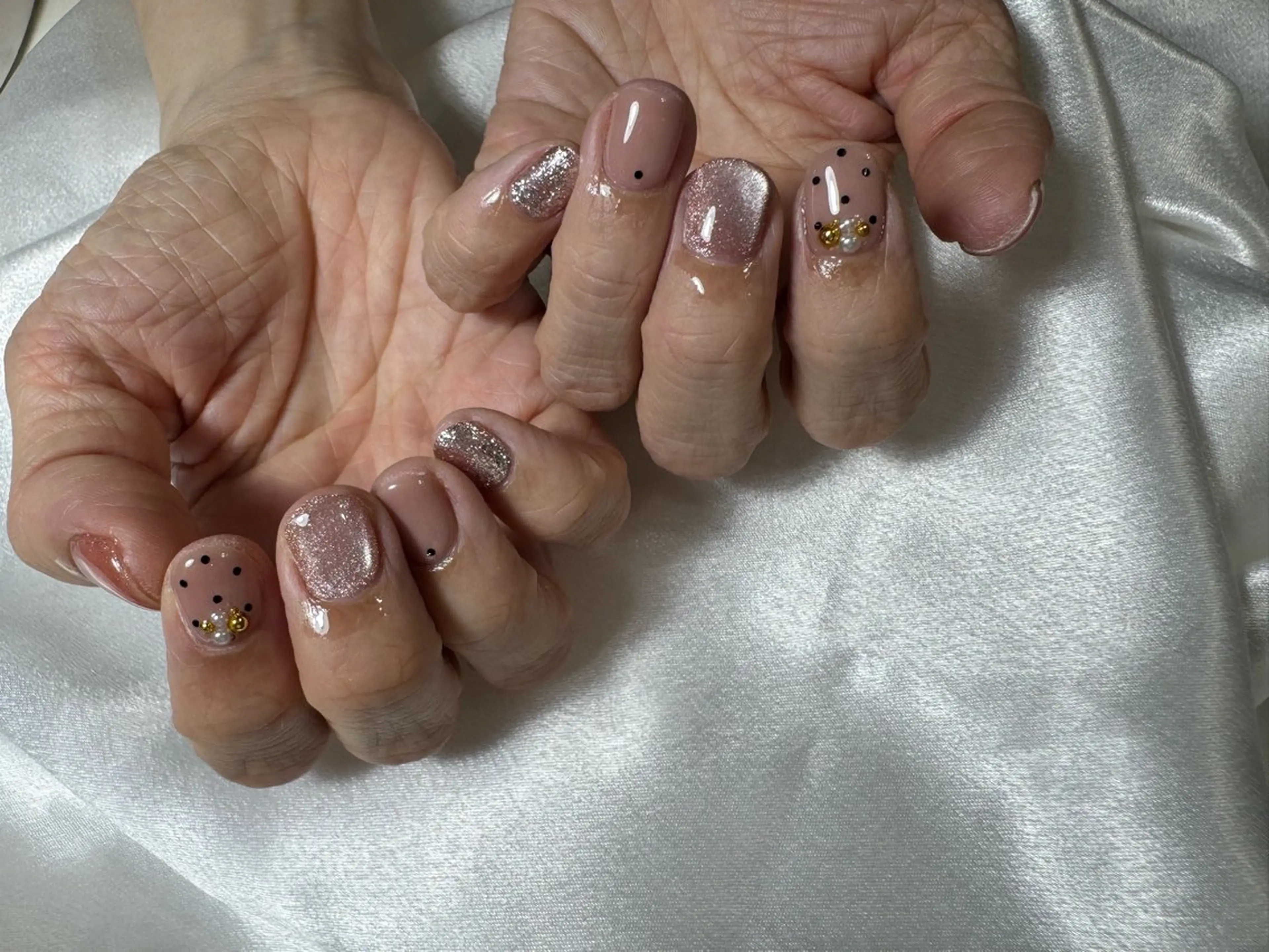 ネイル オーロラネイル 桜ネイル フラワーネイル フットネイル フレンチネイル ハンドネイル kikinail 溝の口のネイルデザイン