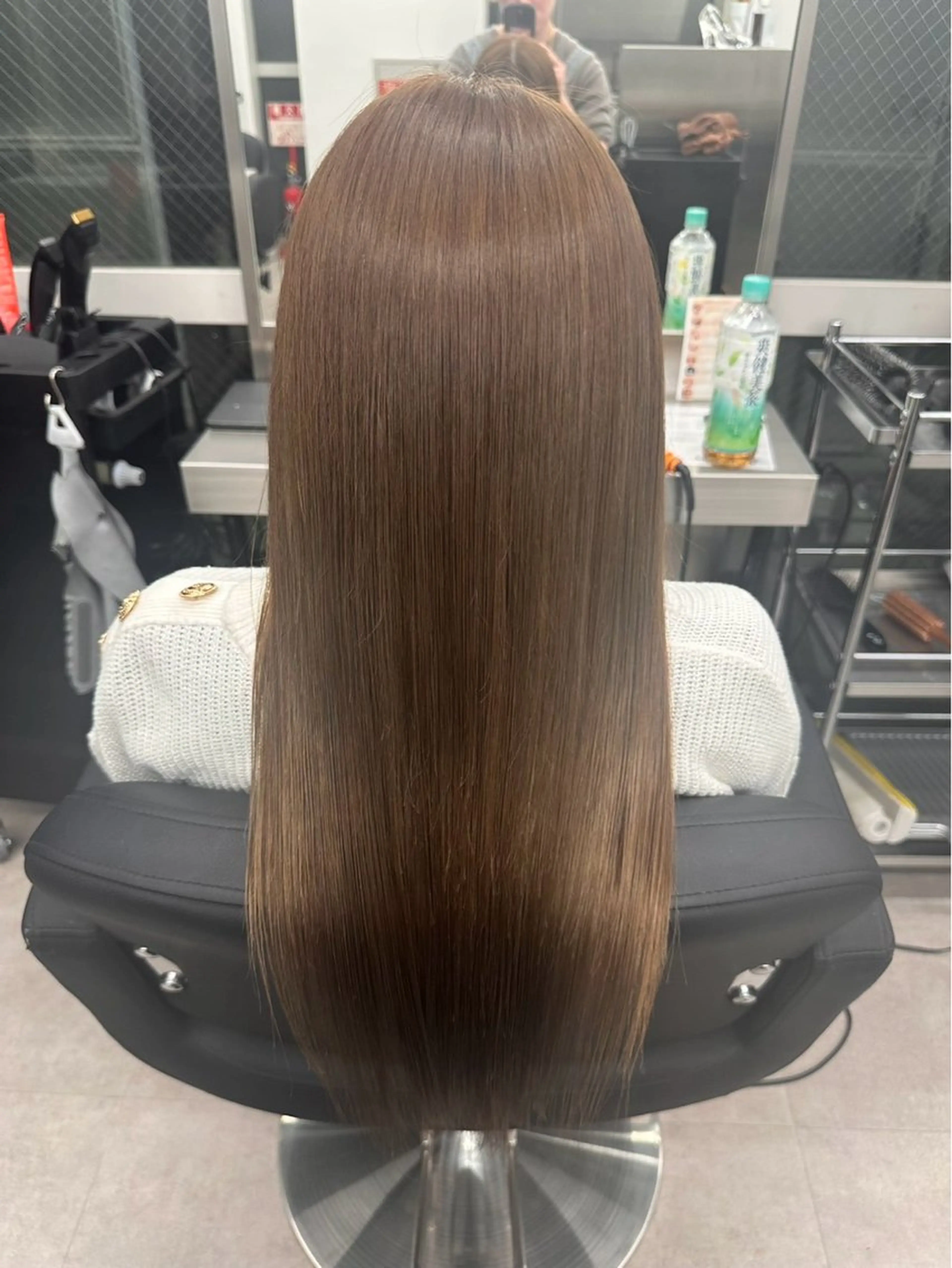 【土･日・祝日限定】🥀カラーモデル大募集🥀ワンカラー＋トリートメント🥀の写真