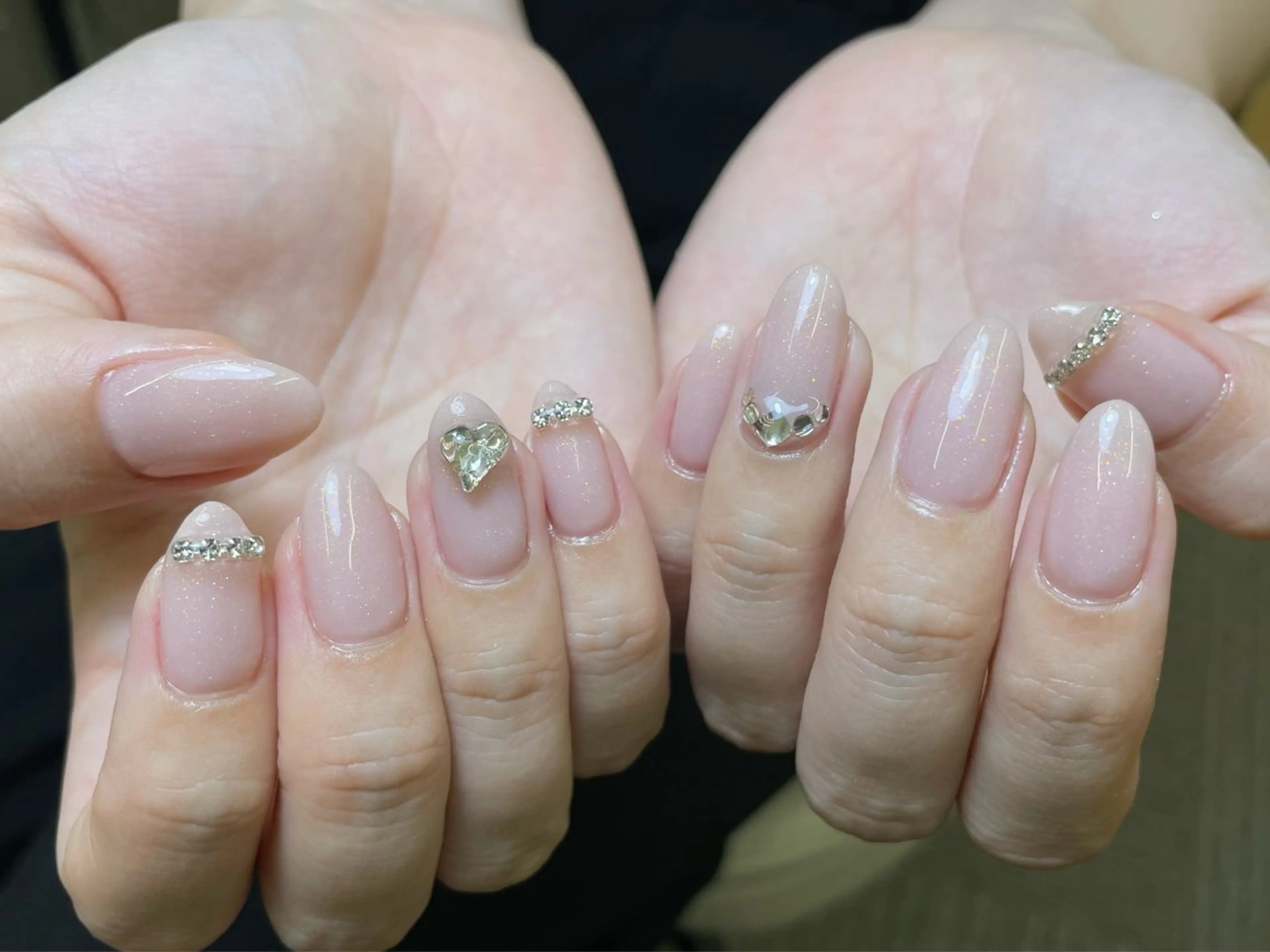 ネイル オーロラネイル 長さ出し フレンチネイル ジェルネイル ガラスフレンチ ハンドネイル Rela・S NAILのネイルデザイン
