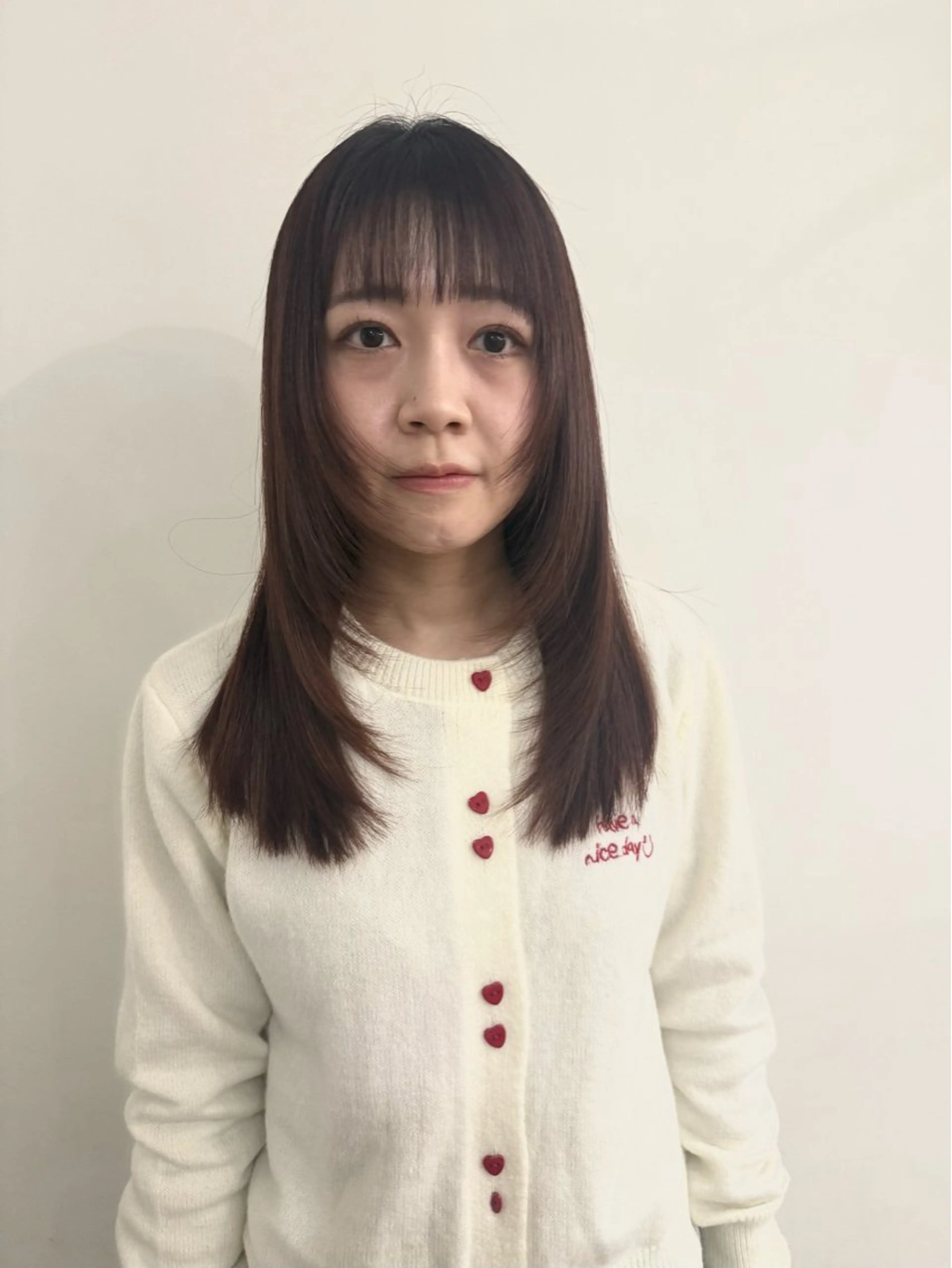 セミロング Rinka/レイヤー /透明感カラーのヘアスタイル