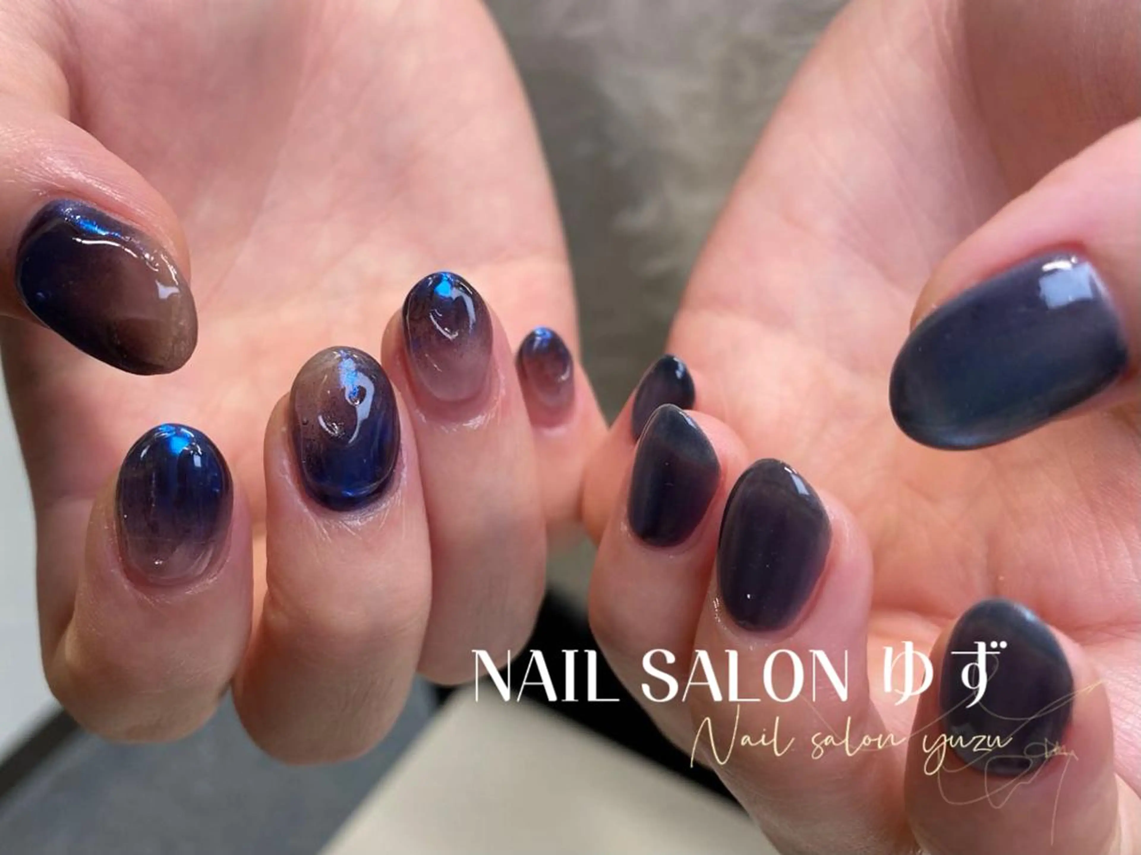 ネイル チークネイル ジェルネイル キラキラネイル パラジェル ワンホンネイル ハンドネイル MAKI💚💚💚 秋葉原.のネイルデザイン