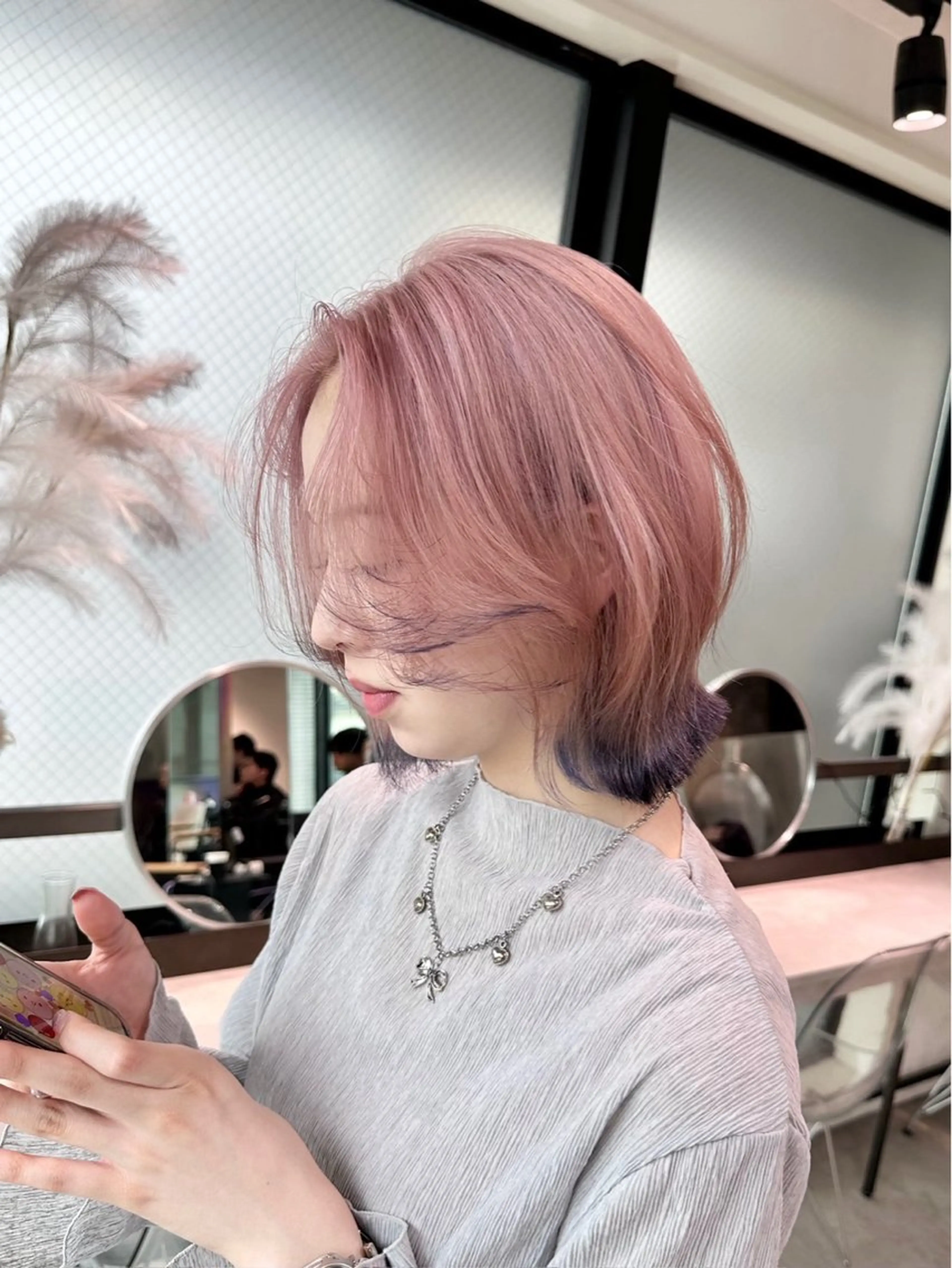 ミディアム カラー ヘアカラー トリートメント Qin shaire salonのヘアスタイル
