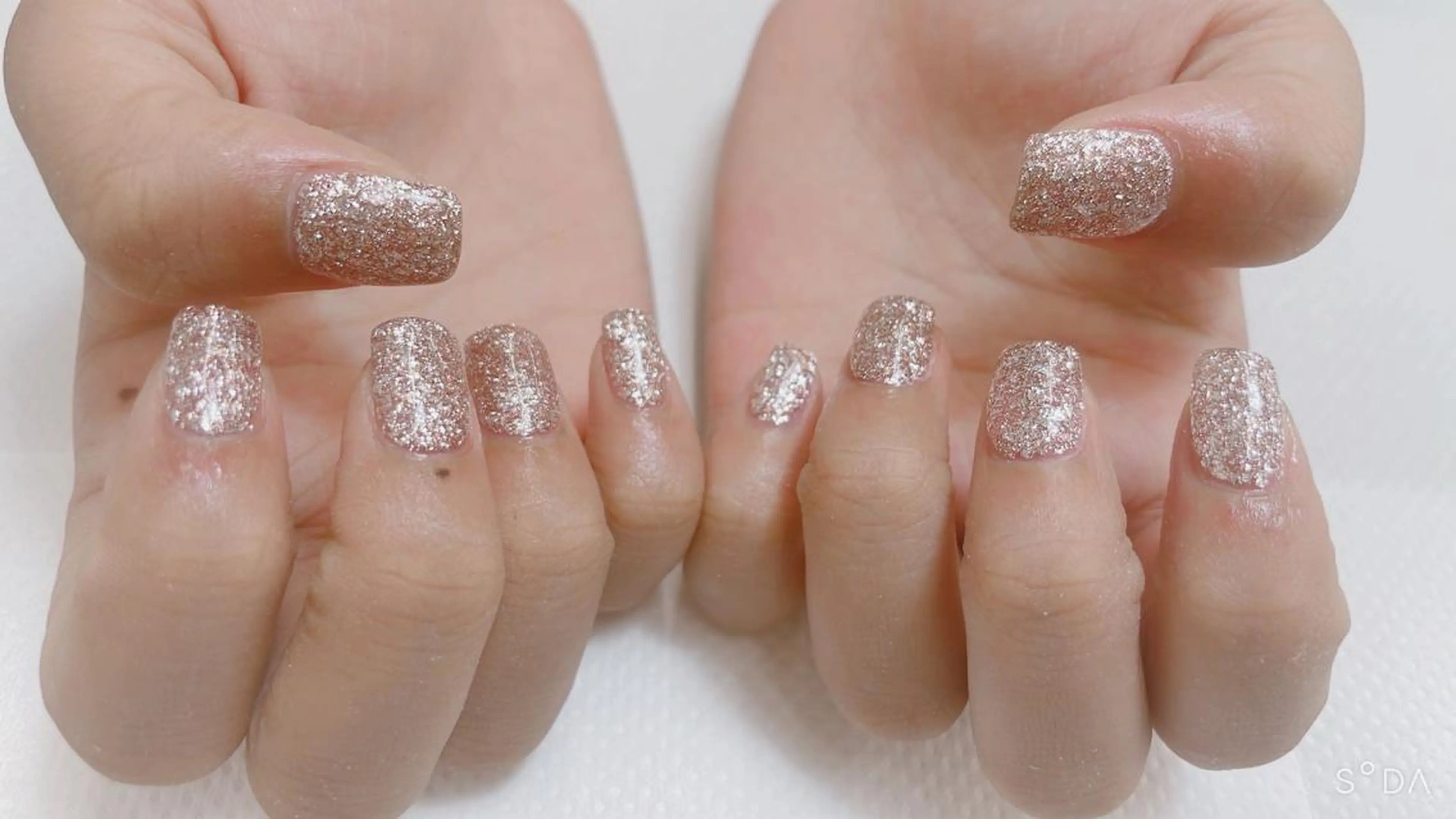 ネイル 持ち込み ワンカラーネイル ハンドネイル Nallsalon Plaisirbeauty所属・Plaisir beautyのネイルデザイン