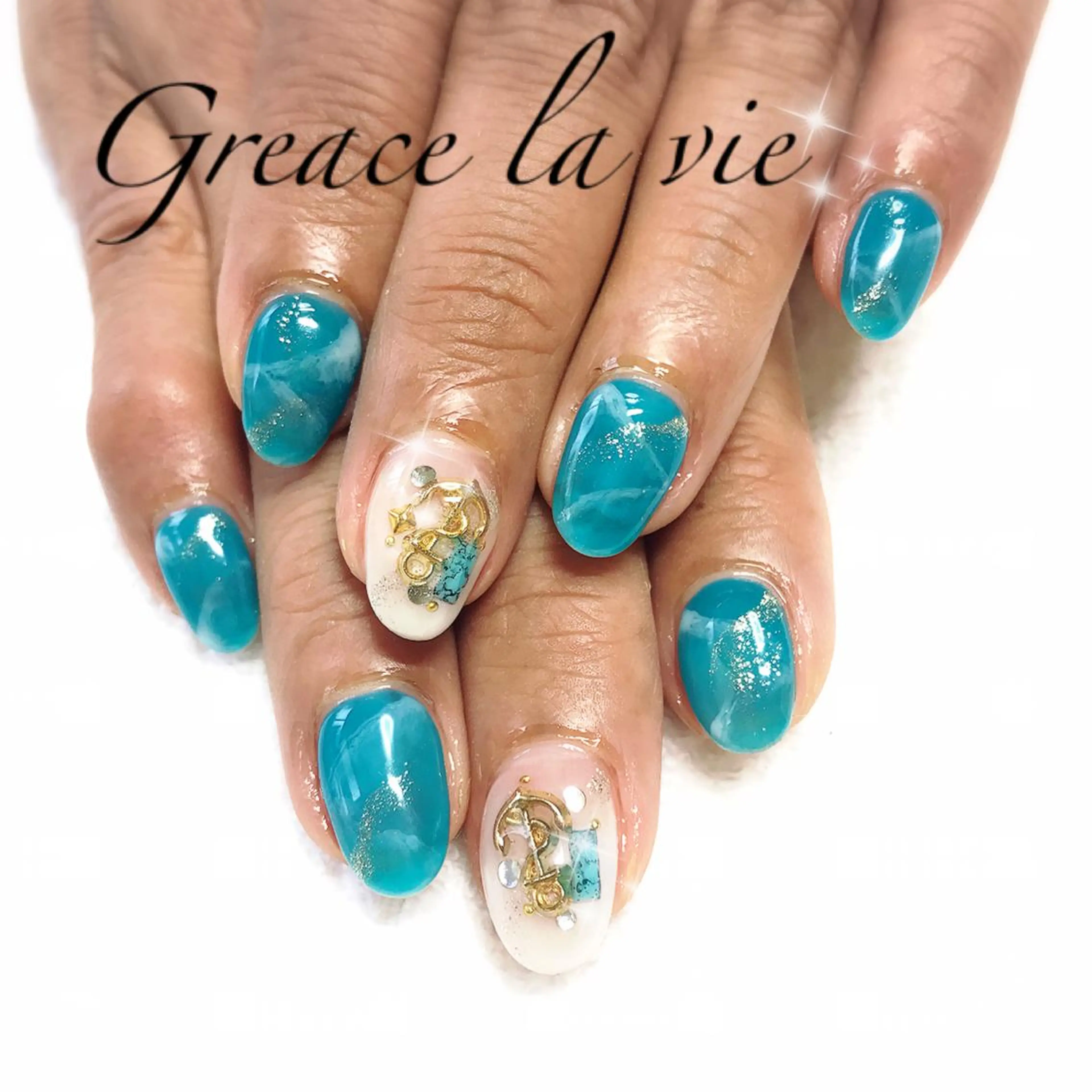 ミディアム カラー パーマ ヘアアレンジ キッズ ネイル マツエク・マツパ Greace  la vieのネイルデザイン